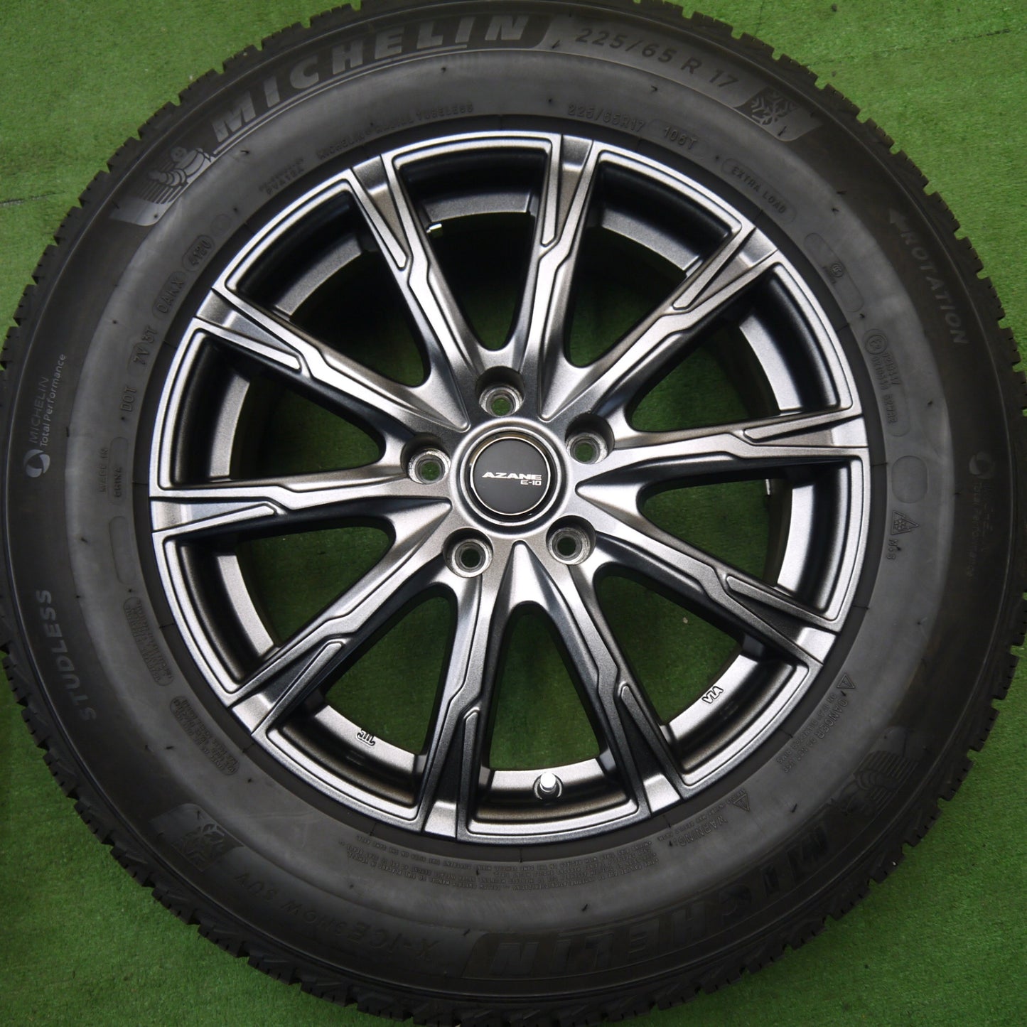 バリ溝！キレイ！9分★スタッドレス 225/65R17 ミシュラン X-ICE SNOW SUV AZANE E-10 アザーネ 17インチ PCD114.3/5H★6040101Hス