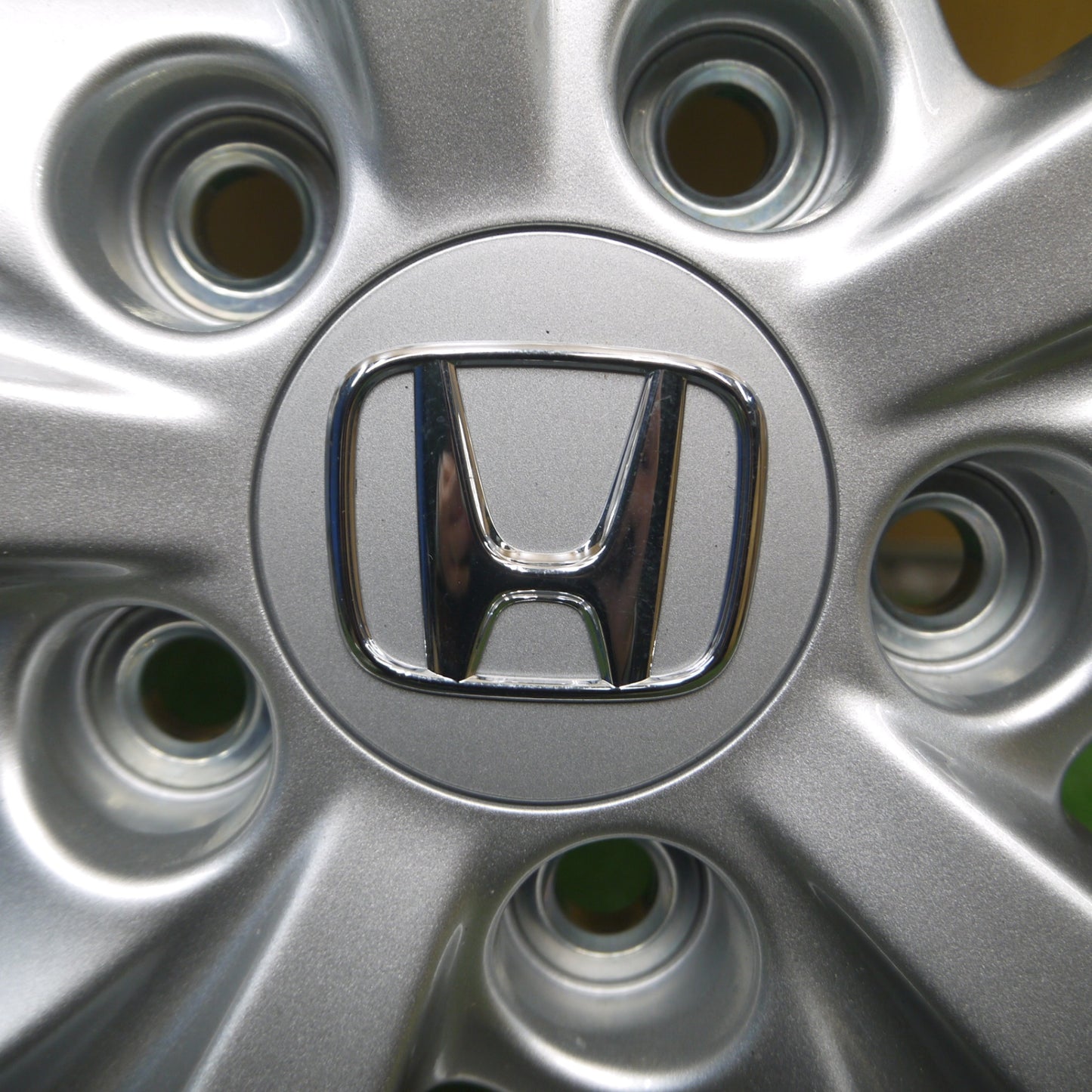 *送料無料* 新車外し★ホンダ ヴェゼル 純正 ホイール 16インチ 16×7J PCD114.3/5H★4051403Hホ