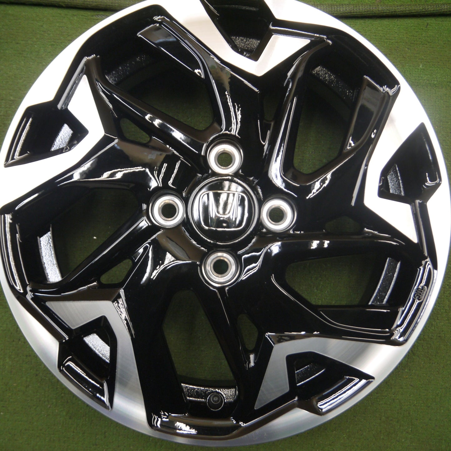 *送料無料* 新車外し★ホンダ N-WGN 純正 ホイール 15インチ 15×4.5J PCD100/4H Nワゴン★4061710Hホ