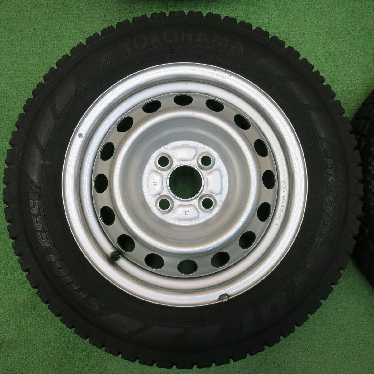 *送料無料* バリ溝！キレイ！9分★プロボックス 等 155/80R14 88/86N スタッドレス ヨコハマ SY01 スチール ホイール PCD100/4H★4040904イス