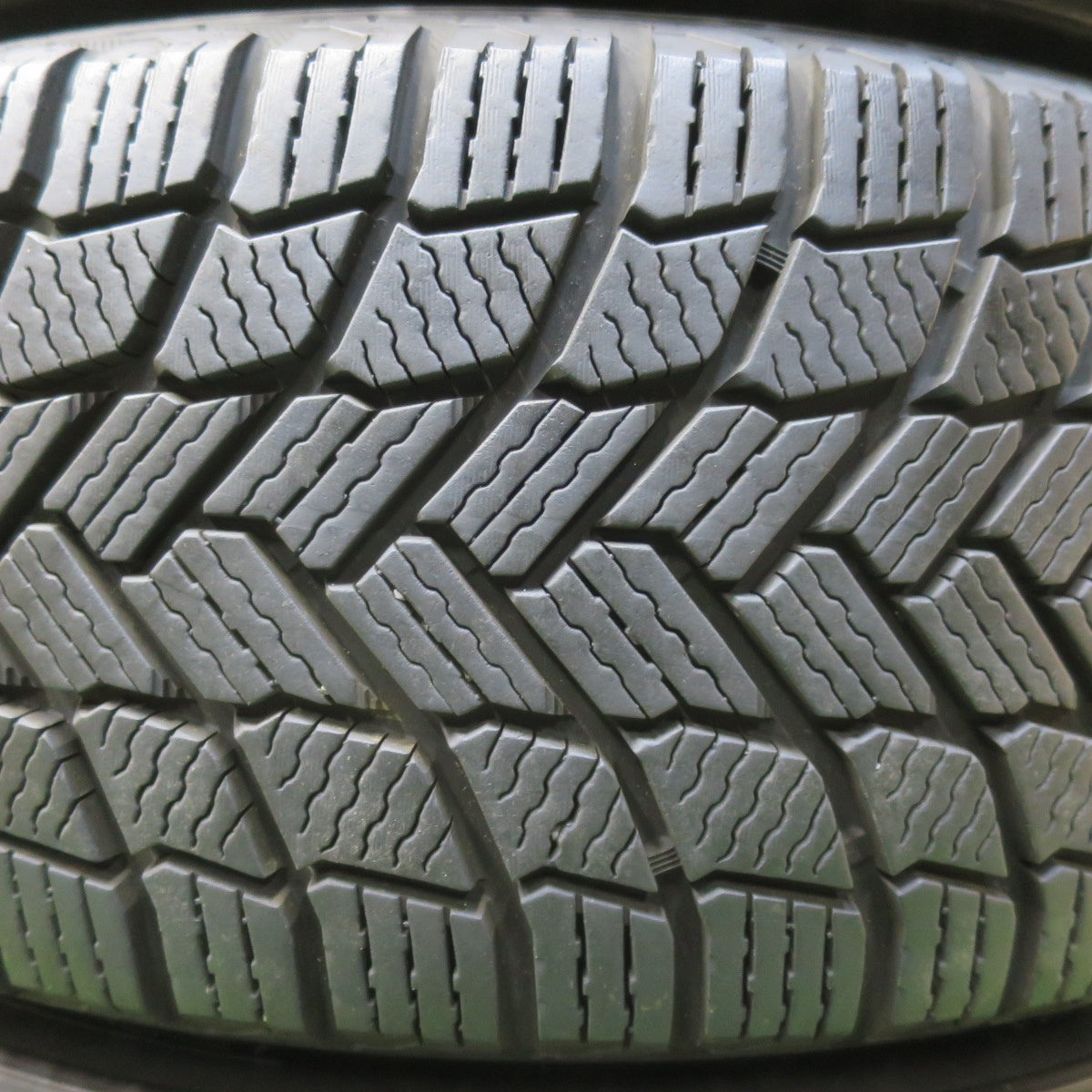 バリ溝！22年！キレイ！9分★スタッドレス 215/60R17 ミシュラン X-ICE SNOW BALMINUM TR10 バルミナ 17インチ PCD114.3/5H★5122904イス