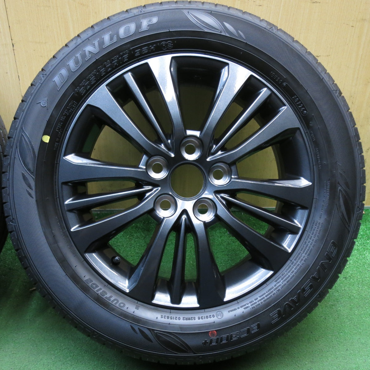 新車外し！26年◎トヨタ 90系 ノア ヴォクシー S-G 純正 ENKEI 205/60R16 ダンロップ エナセーブ EC300+ 16インチ エンケイ PCD114.3/5H◎6083103KKノ