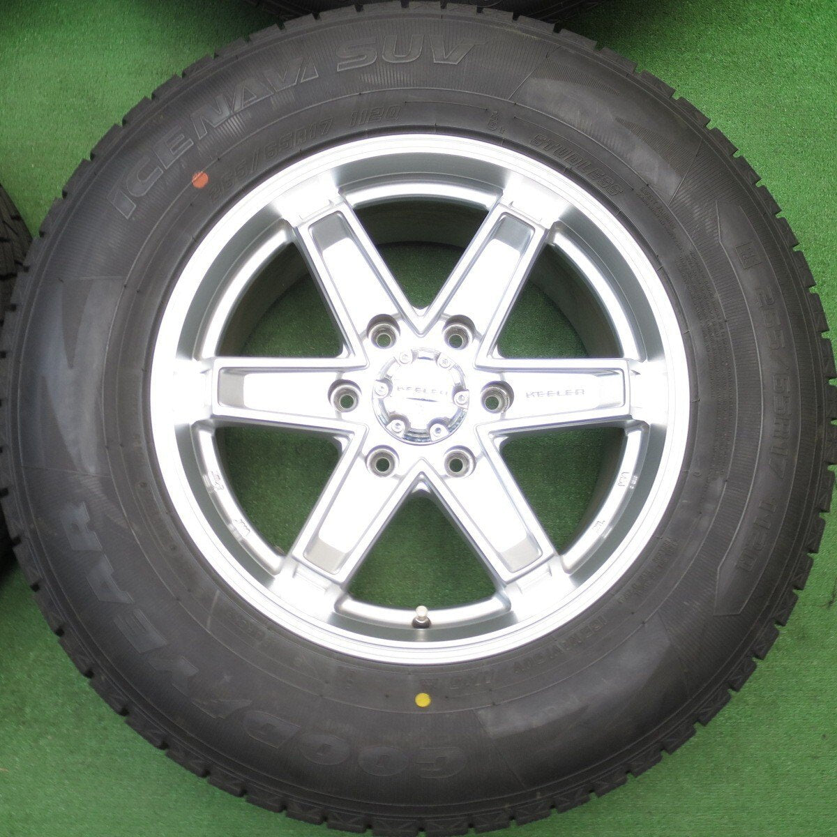 バリ溝！22年！キレイ！9.5分★ランクル 等 KEELER 265/65R17 スタッドレス グッドイヤー アイスナビ SUV キーラー 17インチ PCD139.7/6H★5040503KKス