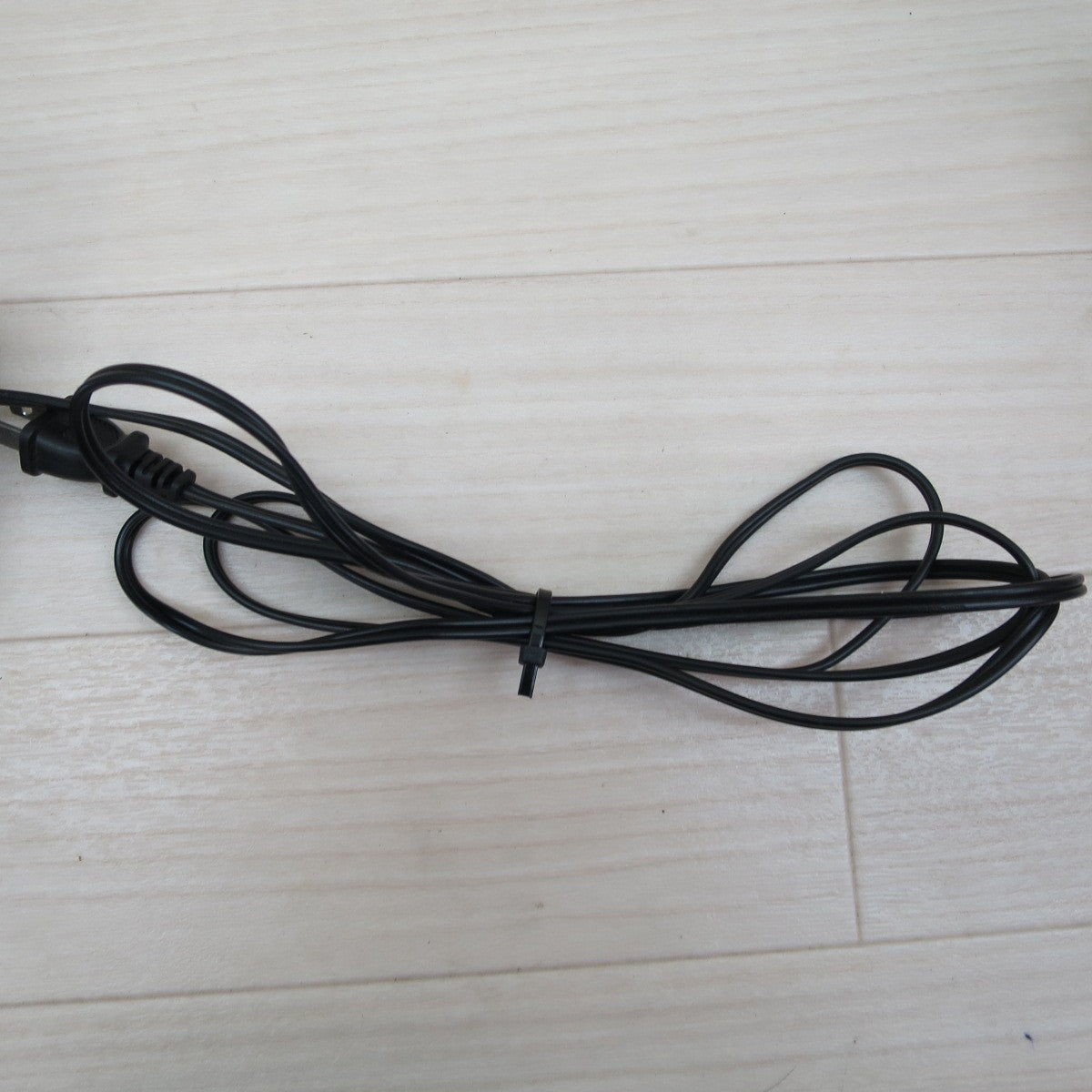 [送料無料] キレイ！セット売り☆マキタ Li-ion 7.2V 用 充電器 DC07SB バッテリー BL0715 ペンインパクトドライバ 電動 工具 makita☆