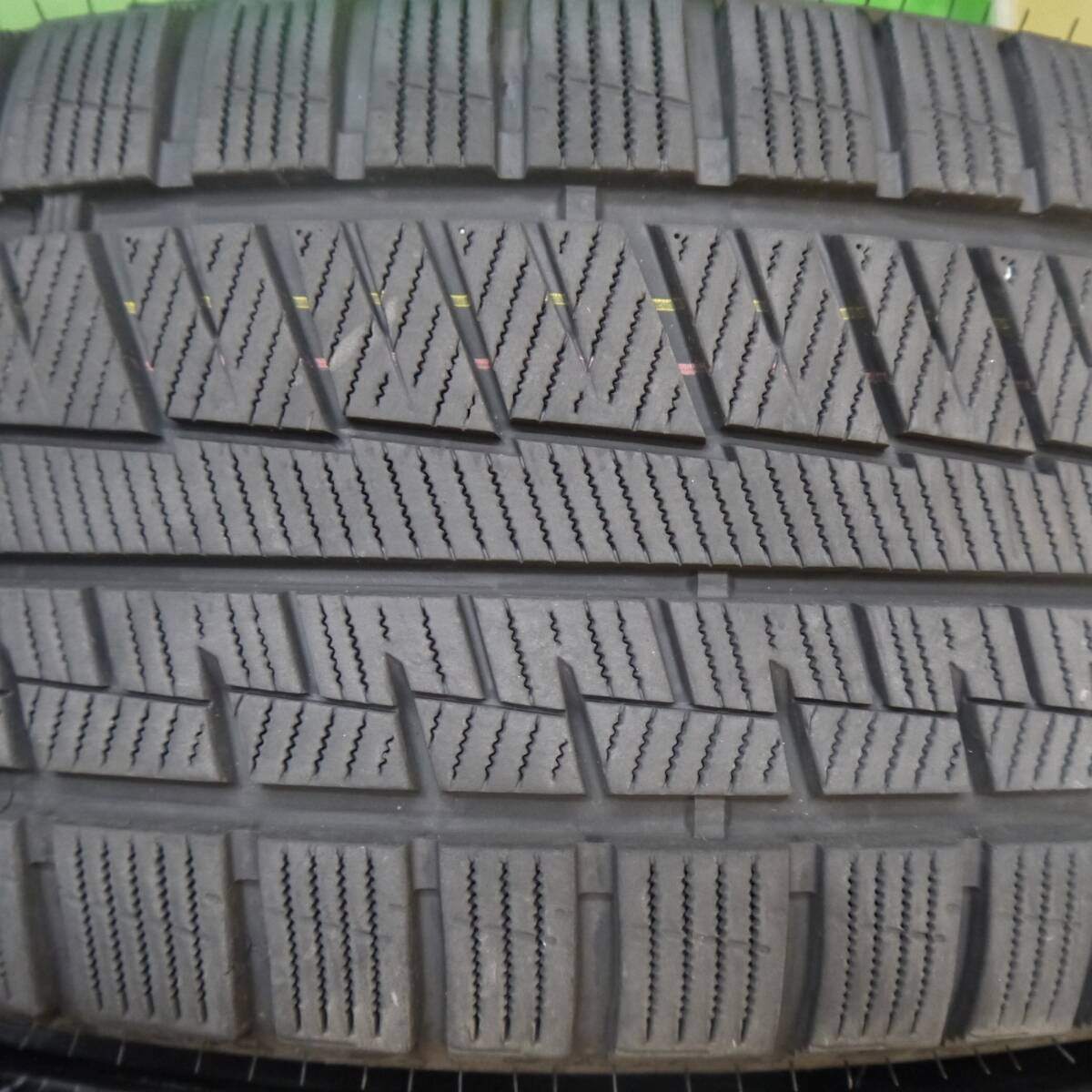 バリ溝！22年！キレイ！9分★スタッドレス 205/55R17 グリップマックス GRIP ICE X B-win VENOZA10 ヴェノーザ10 17インチ PCD114.3/5H★5032808Hス
