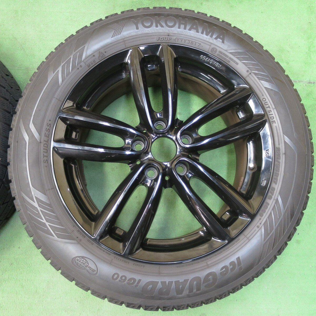 キレイ★BMW 等 MAK オクスフォード 225/55R17 スタッドレス ヨコハマ アイスガード iG60 17インチ PCD112/5H★5032404イス