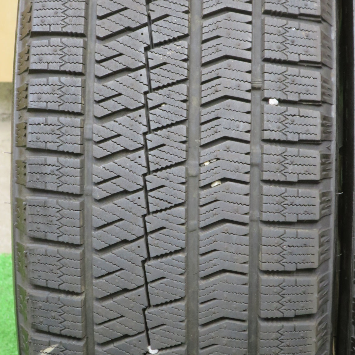 バリ溝！23年！ほぼ10分★スタッドレス 215/55R17 ブリヂストン ブリザック VRX2 MANARAY SPORT マナレイ スポーツ 17インチ PCD114.3/5H★5070104TTス