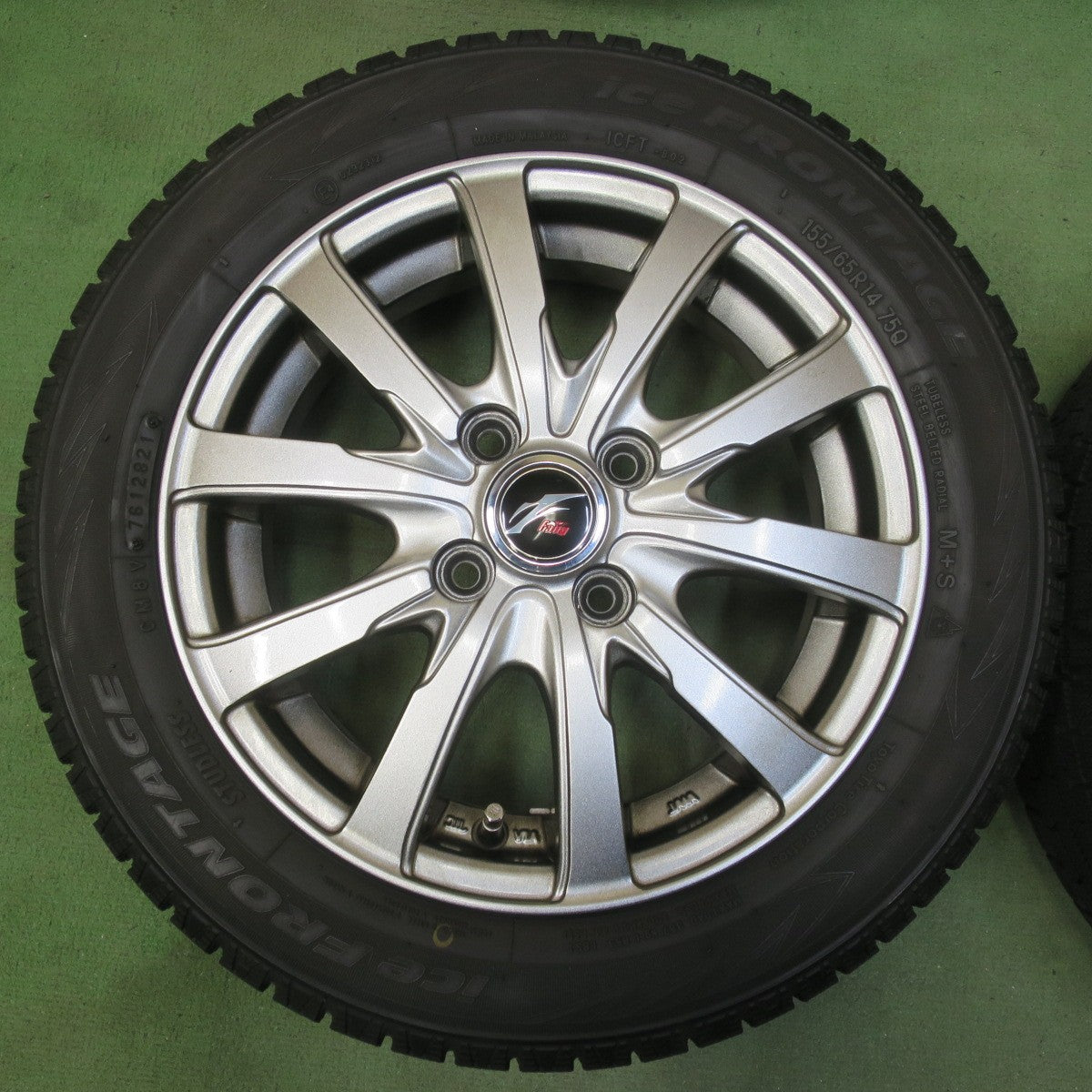 バリ溝！キレイ！9分◎スタッドレス 155/65R14 アイスフロンテージ トーヨー Fang ファング 14インチ PCD100/4H◎6072001イス