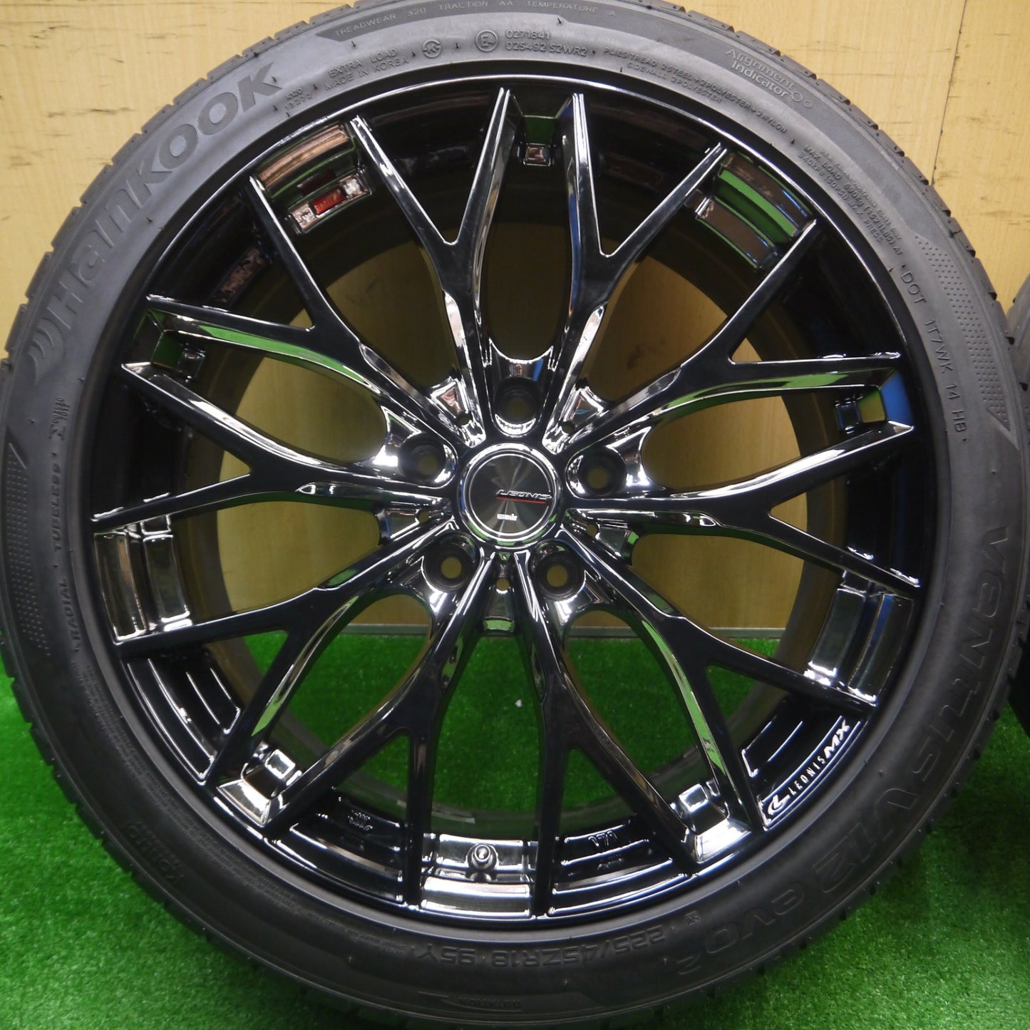 [送料無料] バリ溝！22年！8.5分★LEONIS MX 225/45R18 ハンコック ベンタス V12 evo2 レオニス 18インチ PCD114.3/5H★4091704Hノ