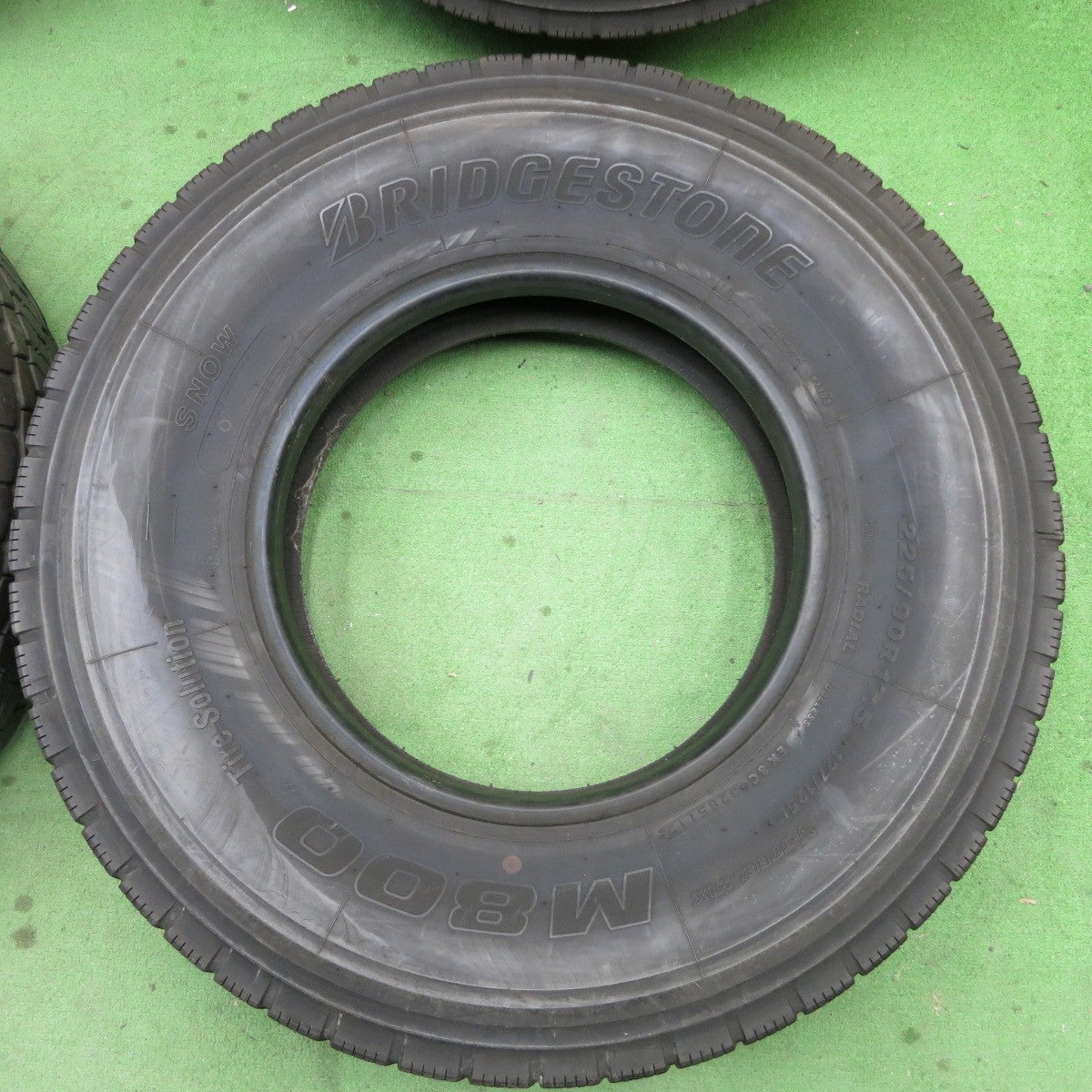 [送料無料] バリ溝！8.5分★トラック タイヤ 225/90R17.5 127/125L ブリヂストン M800 ミックス オールシーズン 17.5インチ★5031903ナスタ