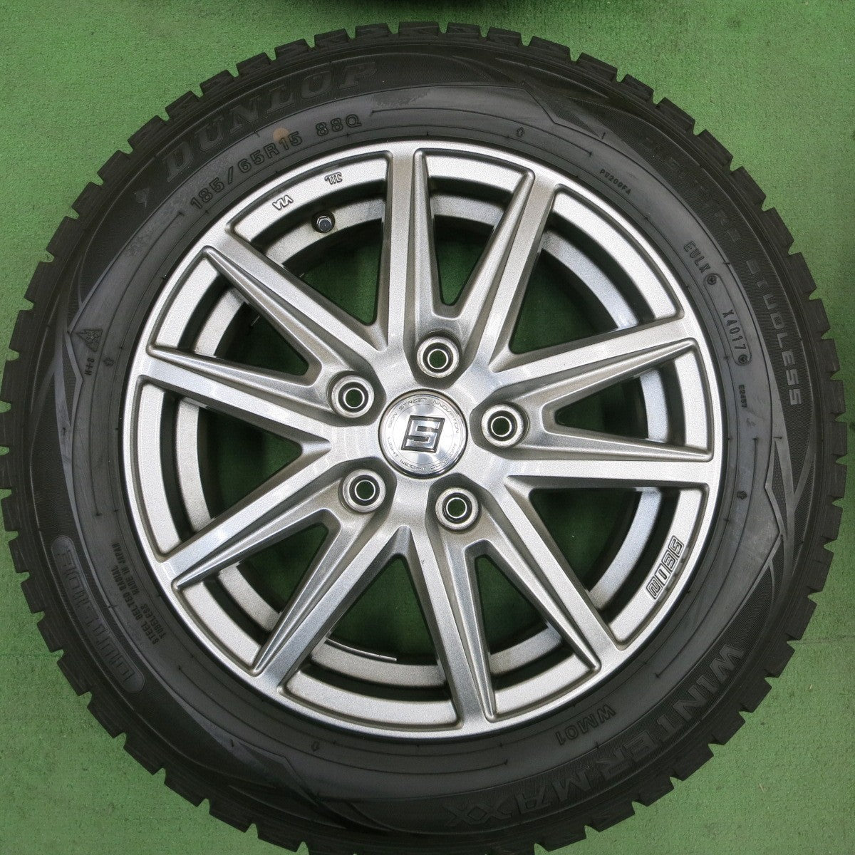 バリ溝！キレイ！9.5分★スタッドレス 185/65R15 ダンロップ ウインターマックス WM01 SEIN ザイン 15インチ PCD114.3/5H★5050101TTス