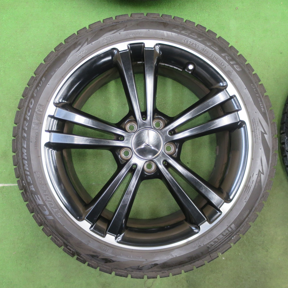 バリ溝！キレイ！8.5分★ベンツ W177 Aクラス 純正 225/45R18 スタッドレス ピレリ アイスアシンメトリコ プラス 18インチ PCD112/5H★6040603TTス