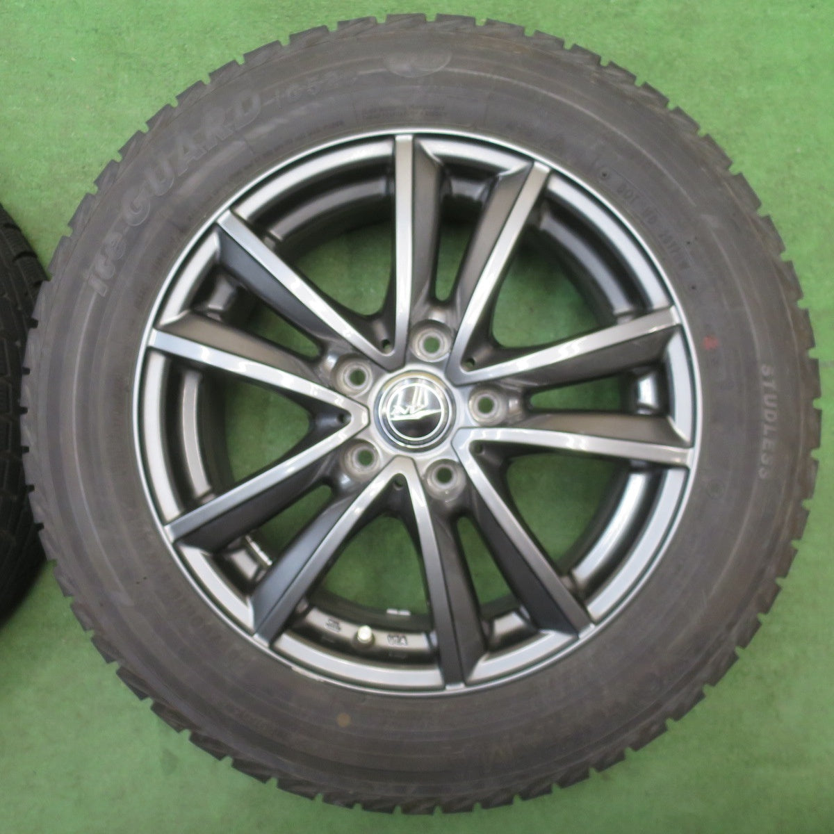 バリ溝！23年！キレイ！9分★スタッドレス 205/60R16 ヨコハマ アイスガード iG52C NIRVANA NV ニルバーナ ニルヴァーナ 16インチ PCD114.3/5H★6050808NJス