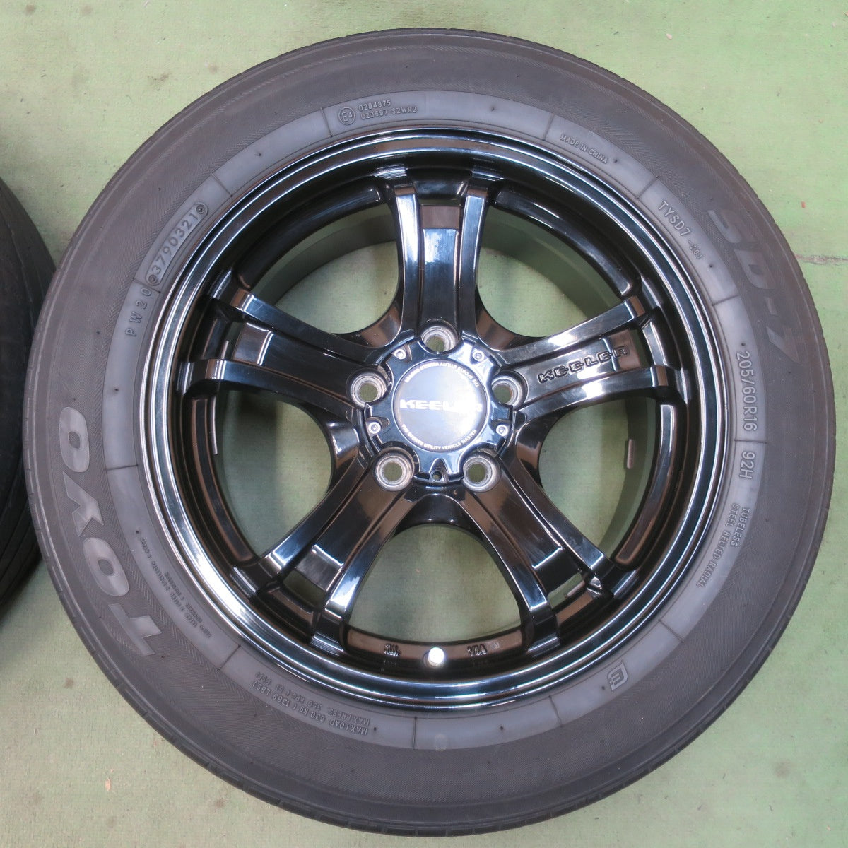 キレイ！付属品付き★KEELER FORCE 205/60R16 トーヨー SD-7 キーラー フォース 16インチ PCD114.3/5H★6052312イノ