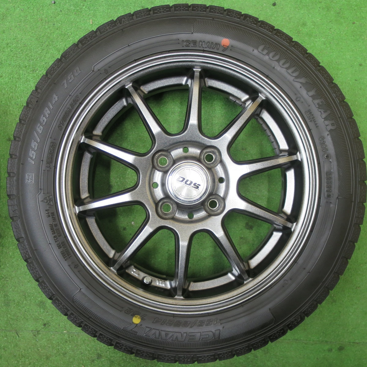 バリ溝！21年！キレイ！9分★スタッドレス 155/65R14 グッドイヤー アイスナビ7 D.O.S. DOS 14インチ PCD100/4H★5060702TTス