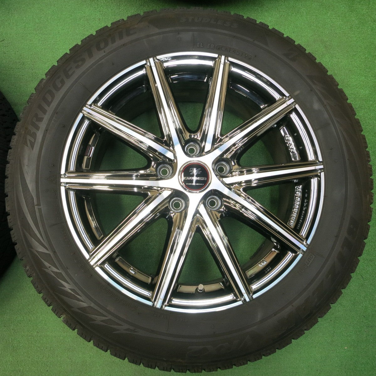 *送料無料* バリ溝！キレイ！9分★S/F STEINER ENKEI 215/60R17 スタッドレス ブリヂストン ブリザック VRX2 シュタイナー エンケイ PCD114.3/5H★4041101イス