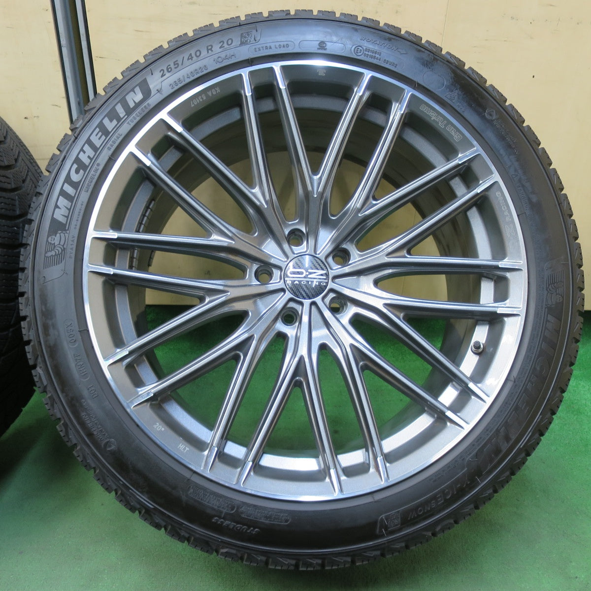 センサー付！バリ溝！22年！キレイ！9.5分★BMW 等 O・Z RACING Gran Turismo HLT 265/40R20 スタッドレス ミシュラン X-ICE SNOW OZ グランツーリズモ PCD112/5H★5110306イス