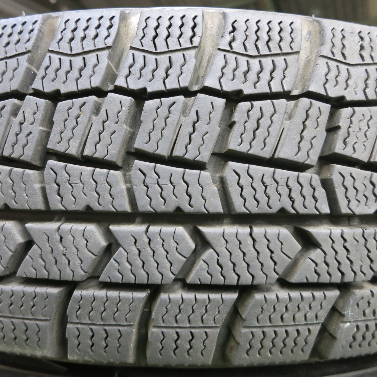*送料無料* バリ溝！20年！キレイ！9.5分★スタッドレス 155/65R14 ダンロップ ウインターマックス WM02 AIRNOVA 14インチ PCD100/4H★4052710イス