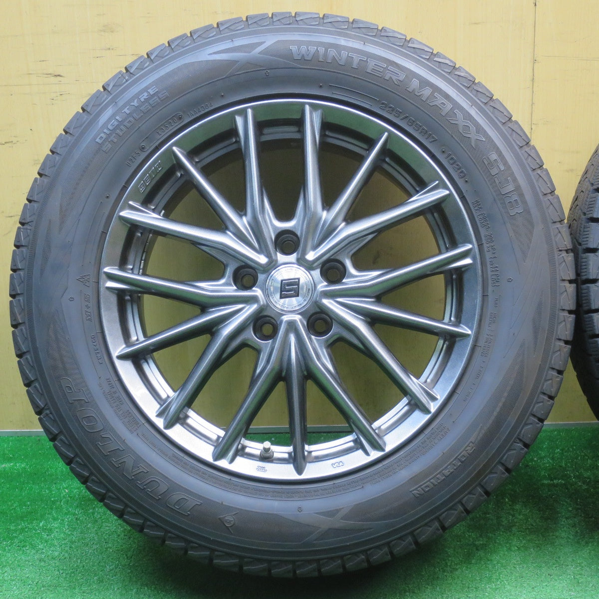 バリ溝！キレイ！9.5分以上★スタッドレス 225/65R17 ダンロップ ウインターマックス SJ8 SEIN DW1432 SD03 AME ザイン 17インチ PCD114.3/5H★5112503NJス