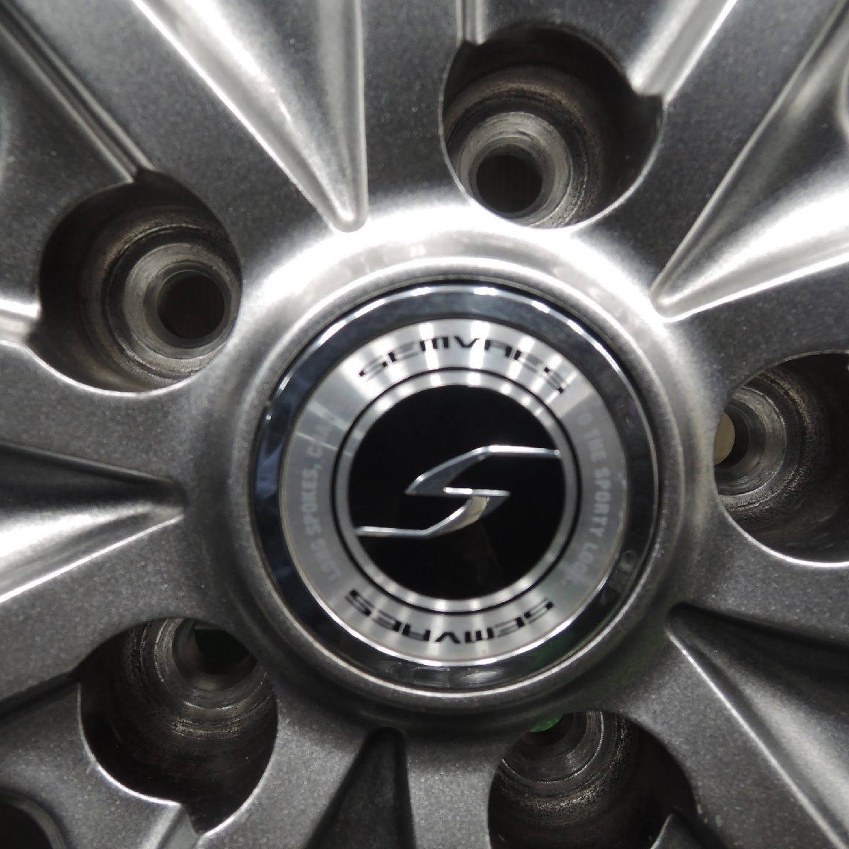 キレイ★スタッドレス 225/65R17 ダンロップ ウインターマックス SJ8 SEMVAES 17インチ PCD114.3/5H★3111805HAス