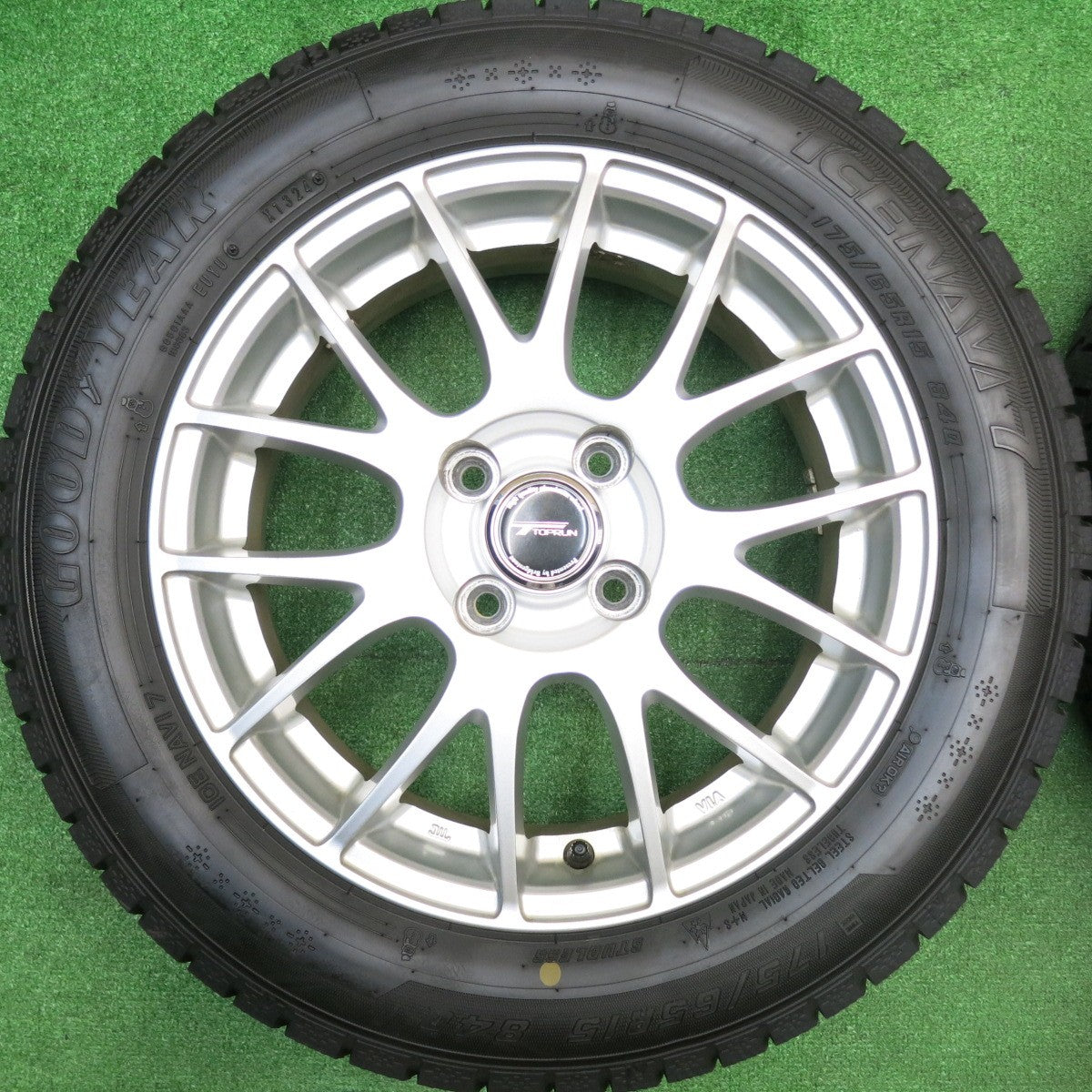 超バリ溝！24年！キレイ！ほぼ10分★スタッドレス 175/65R15 グッドイヤー アイスナビ7 TOPRUN トップラン 15インチ PCD100/4H★5110609HAス