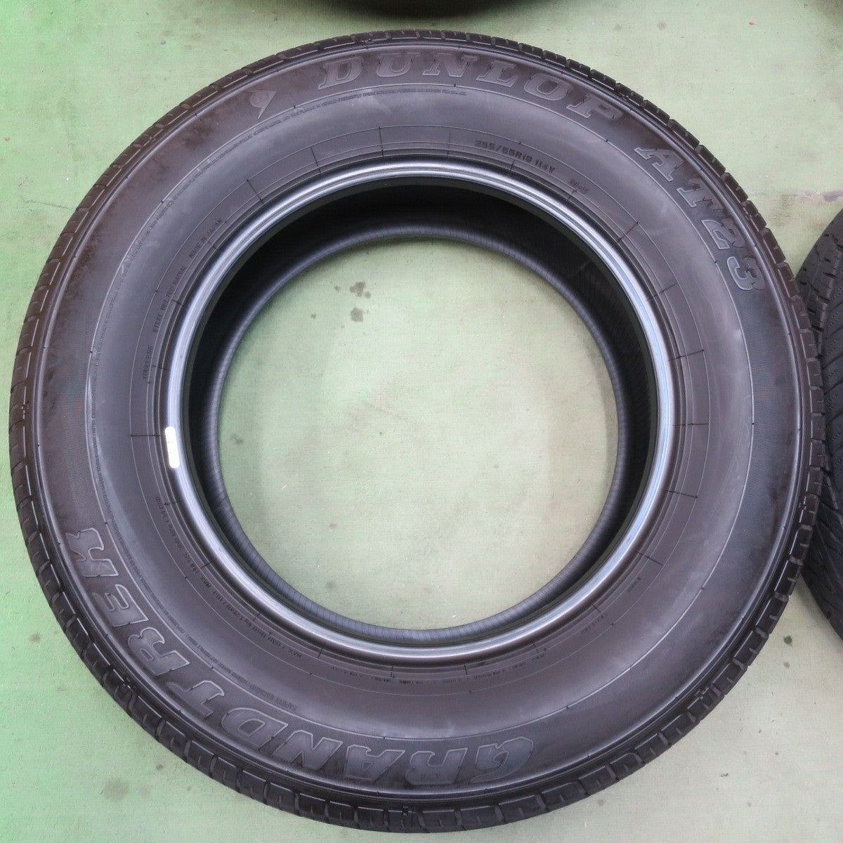 新車外し！25年★265/65R18 ダンロップ AT23 グラントレック タイヤ 18インチ ランクル 250 300 等★6050606イノタ