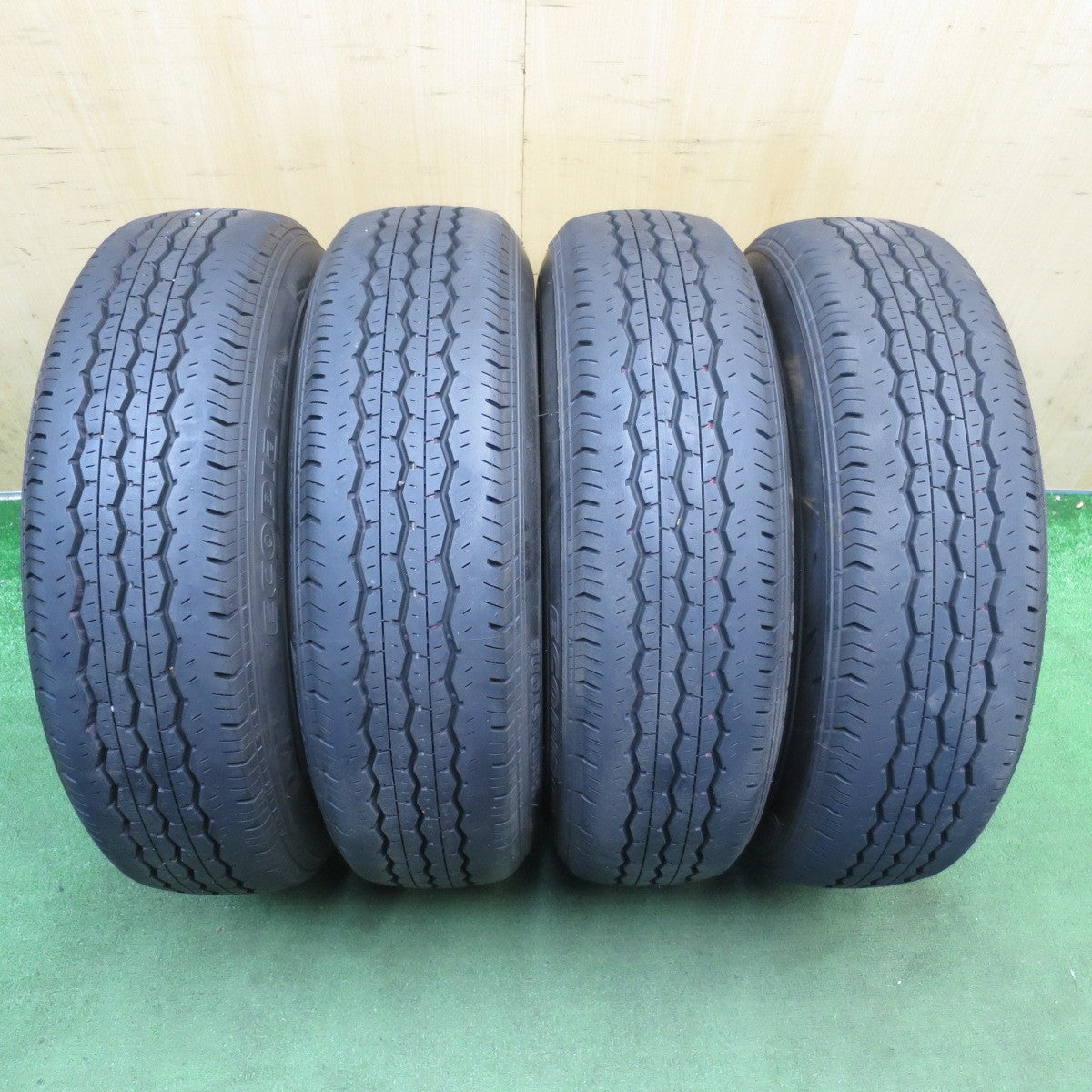 新車外し！26年◎トヨタ ハイエース 純正 スチール 195/80R15 107/105S ブリヂストン エコピア RD613 15インチ PCD139.7/6H◎6091907NJノ