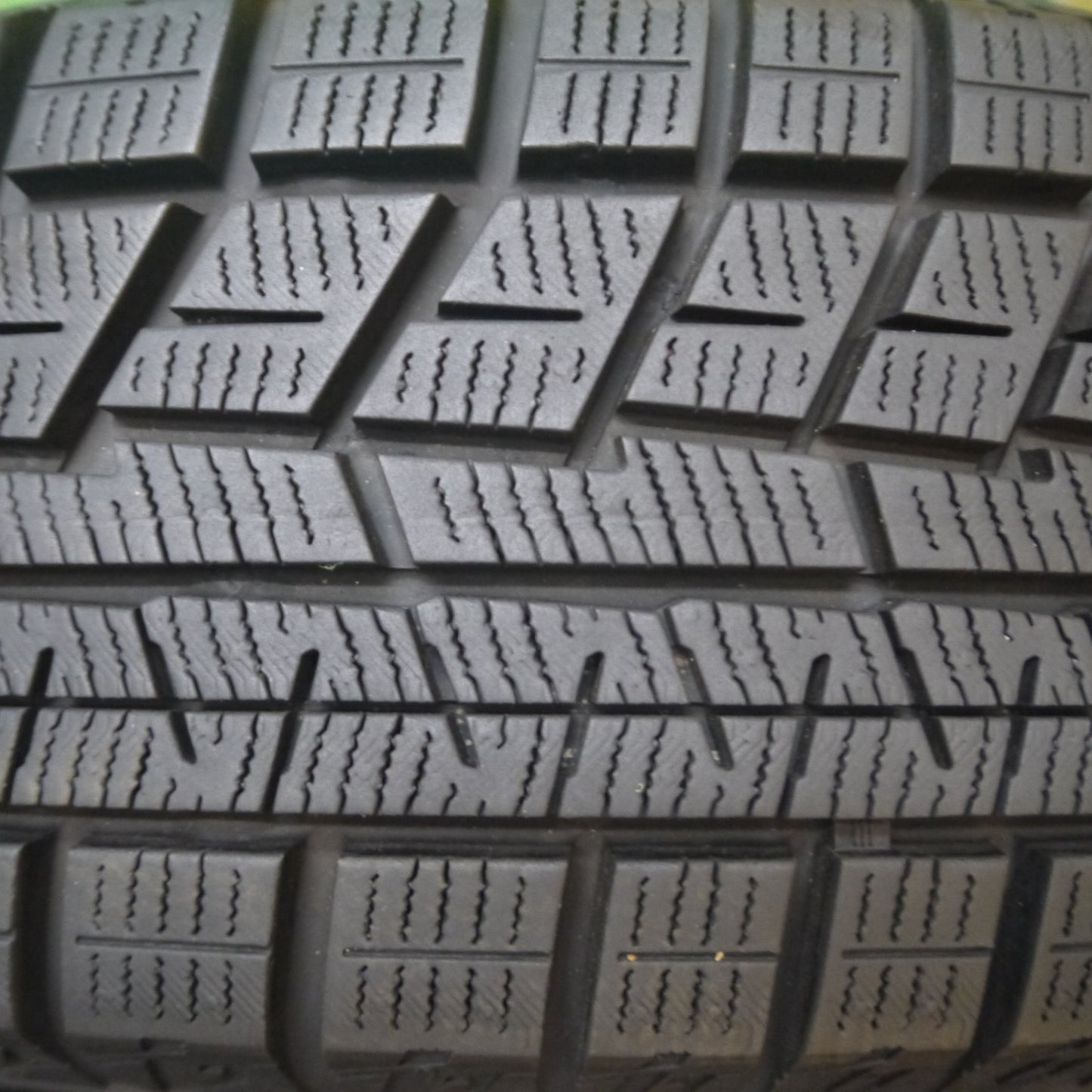 [送料無料] バリ溝！22年！キレイ！9.5分★トヨタ パッソ 純正 スチール 165/65R14 スタッドレス ヨコハマ アイスガード iG60 タンク ルーミー等 PCD100/4H★4112708Hス