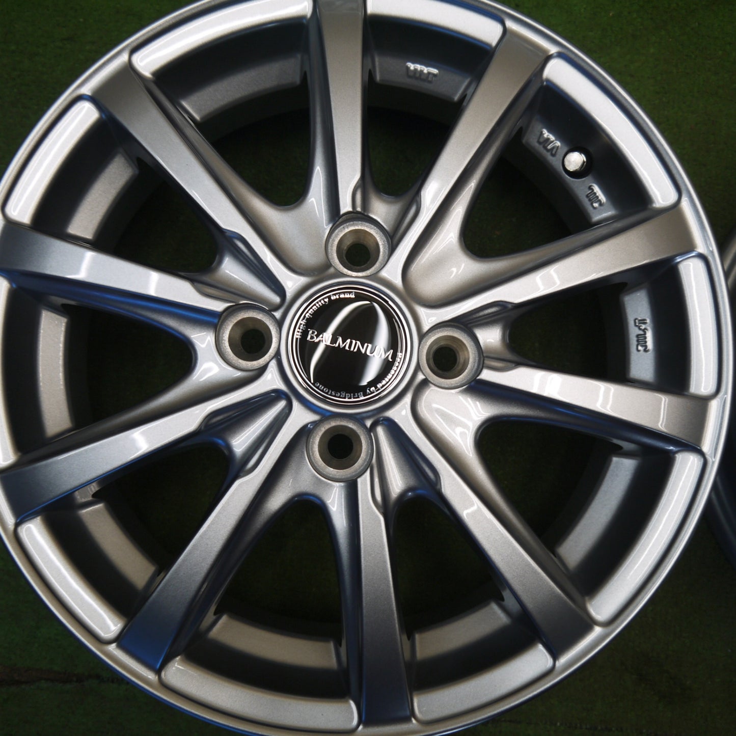未使用★BALMINUM LS10 バルミナ 14インチ ホイール 14×4.5J PCD100/4H★6042203Hホ