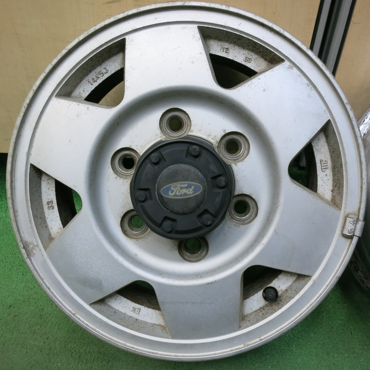 [送料無料] 4本価格★マツダ ボンゴ 純正 ホイール 14インチ 14×5J PCD139.7/6H★5021402SYホ