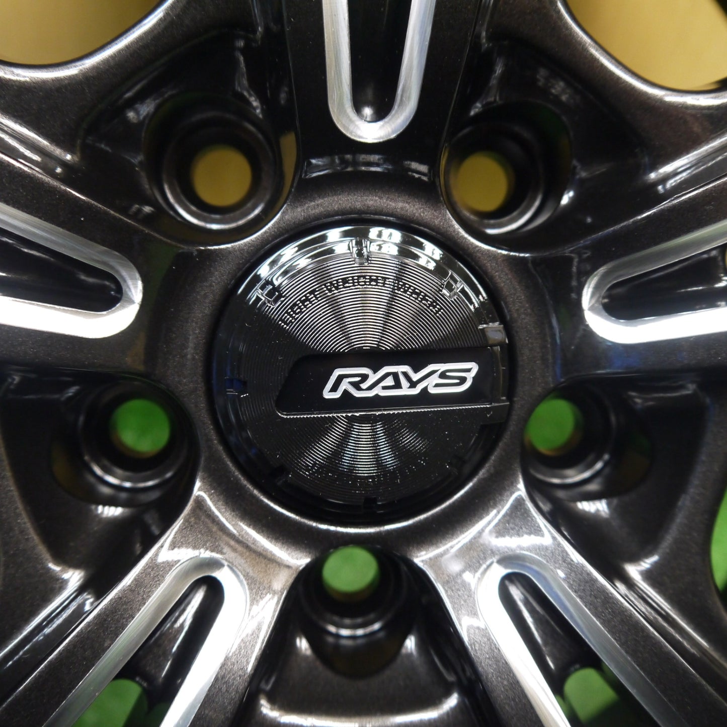未使用！付属品付き★RAYS gram LIGHTS 57FXZ 18インチ ホイール レイズ グラムライツ 18×7.5J PCD114.3/5H★6020905Hホ
