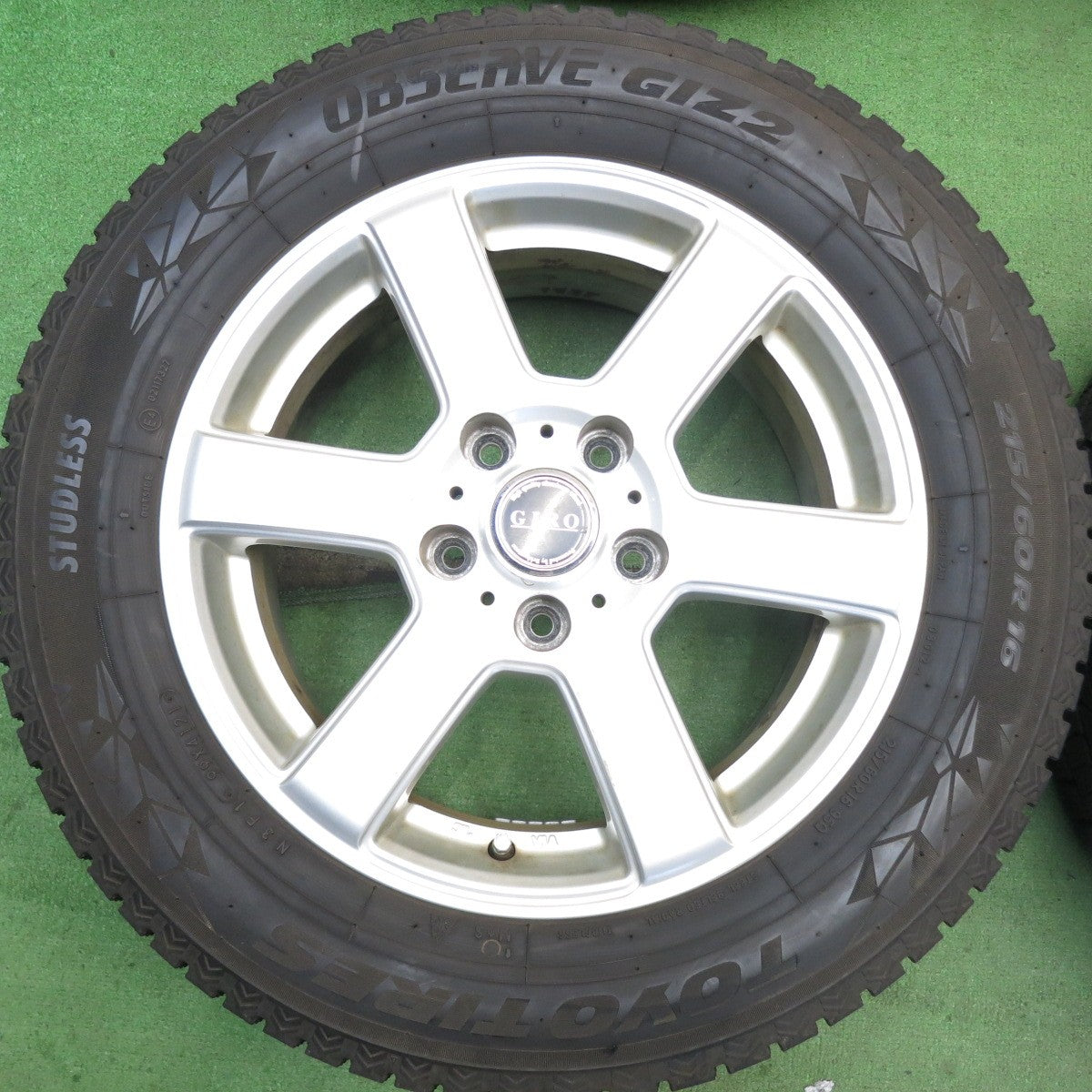 超バリ溝！9.5分以上◎スタッドレス 215/60R16 トーヨー オブザーブ GIZ2 GIRO 社外 アルミ 16インチ PCD114.3/5H◎6070511HAス
