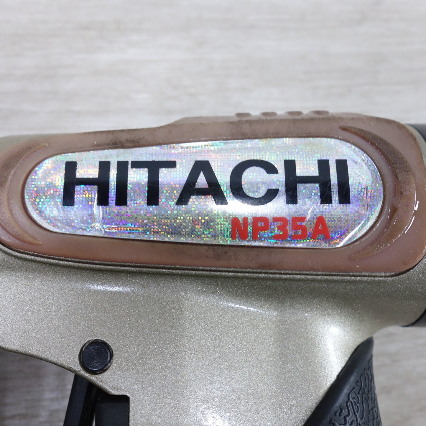 [送料無料] ◆日立 35mm 常圧 ピン 釘打機 NP35A エアー ツール 工具 ピン 釘打ち機 HITACHI◆