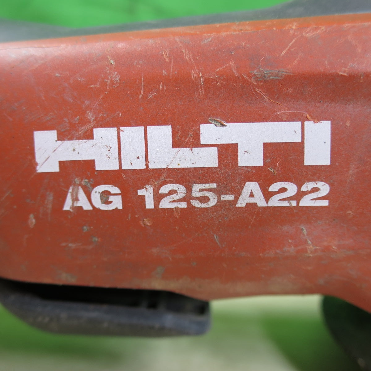 [送料無料] バッテリー2個付☆HILTI ヒルティ 充電式 アングル グラインダー AG125-A22  電動 工具 切断 研削 研摩 研磨 機 コードレス☆