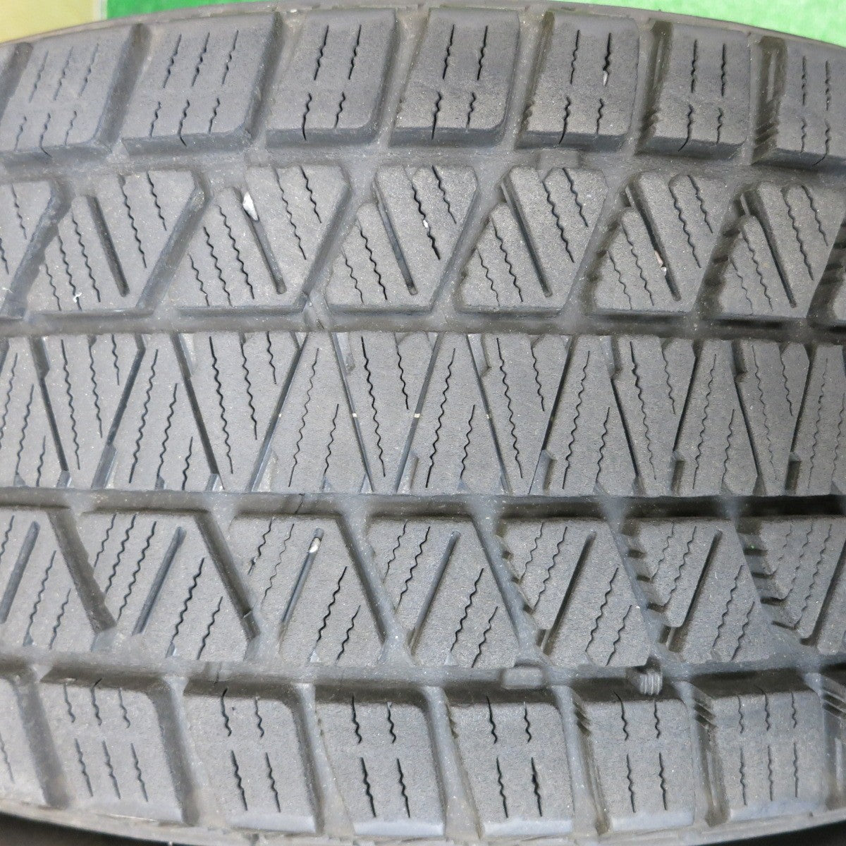 バリ溝！8.5分★スタッドレス 225/65R17 ブリヂストン ブリザック DM-V3 JOKER ジョーカー 17インチ PCD114.3/5H★5112019HAス