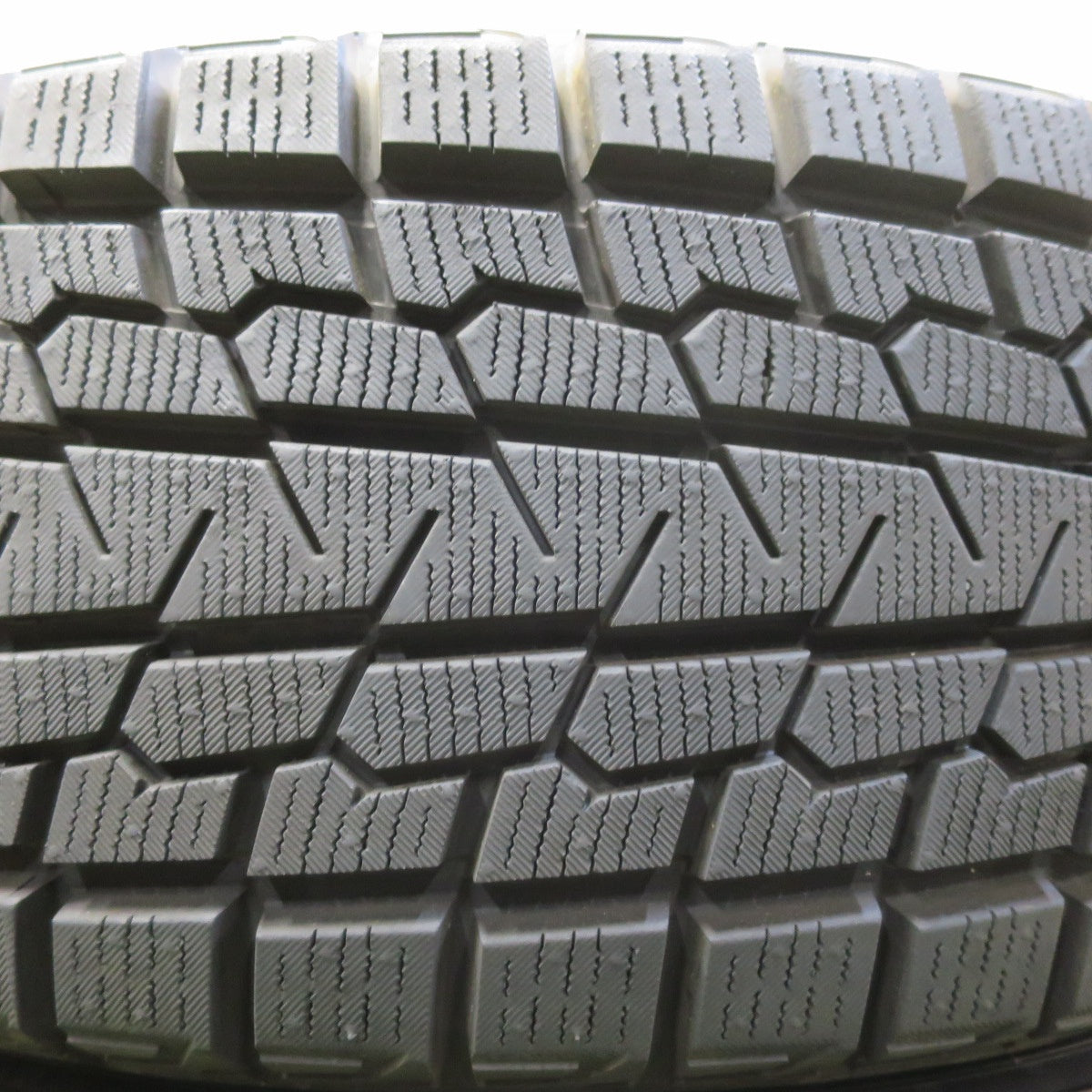 タイヤほぼ未使用！22年！キレイ★マツダ CX-60 純正 235/60R18 スタッドレス ヨコハマ アイスガード G075 18インチ CX60 PCD114.3/5H★5071005イス