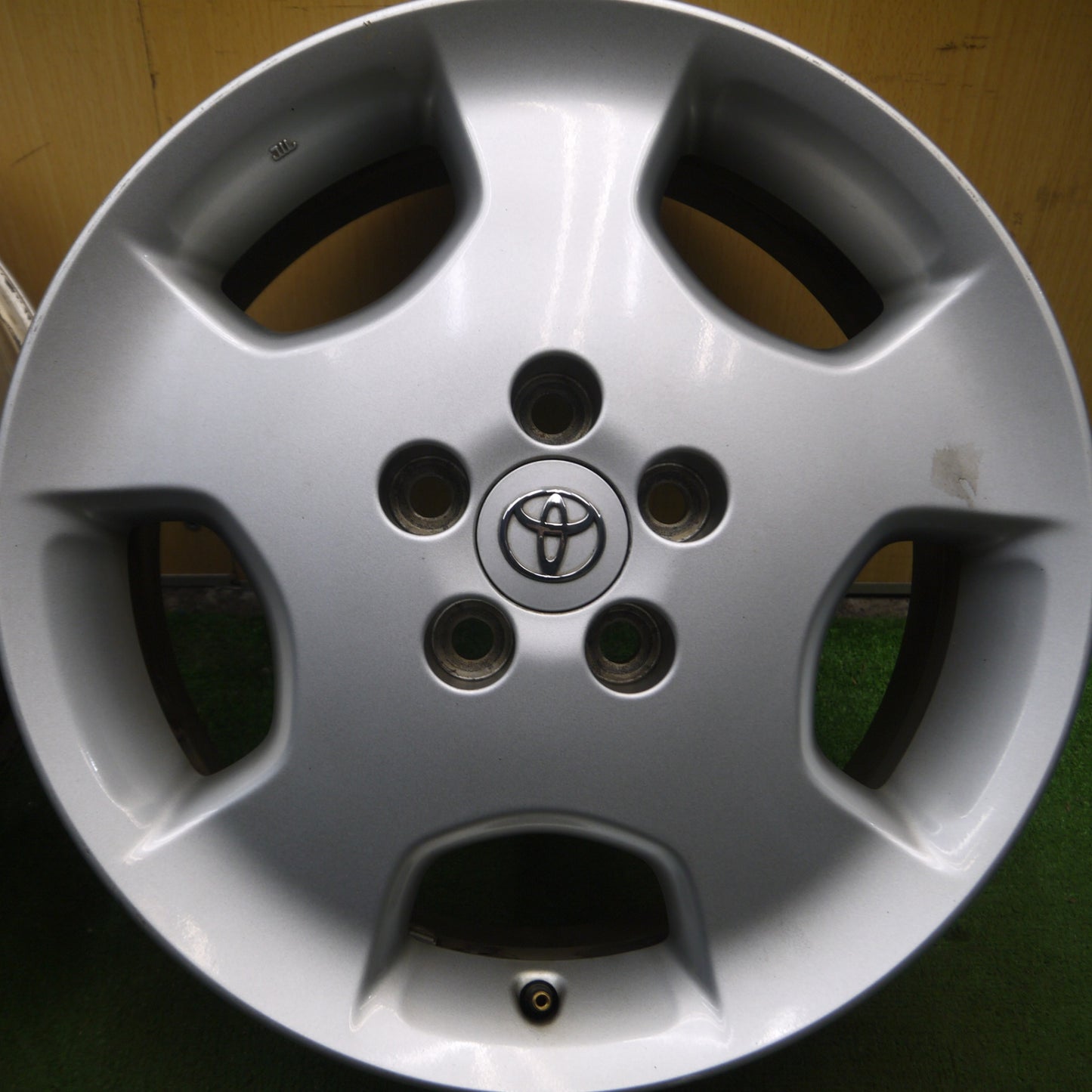 *送料無料* 4本価格★トヨタ クルーガー 純正 ホイール 17インチ 17×6.5JJ PCD114.3/5H★4051506Hホ