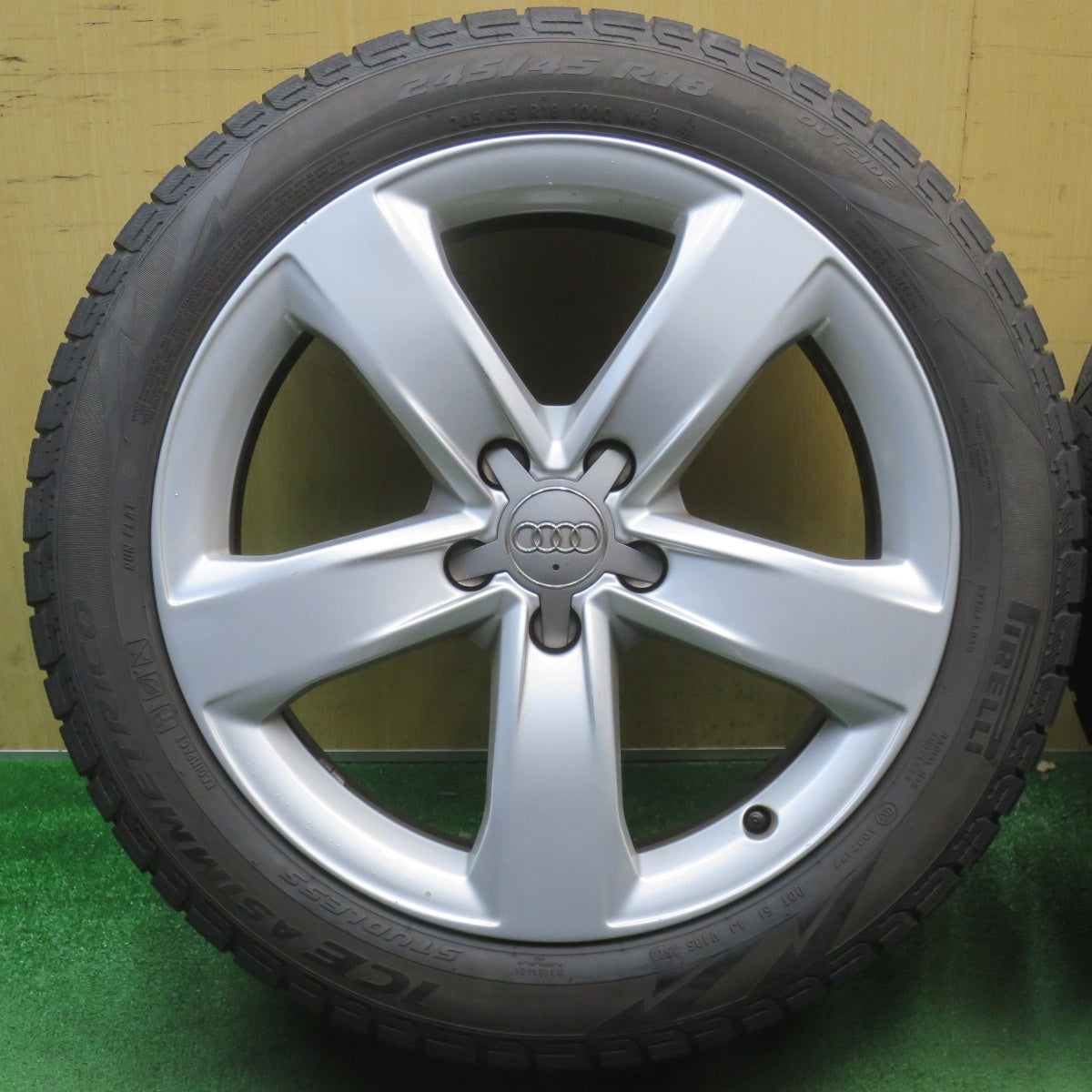 4本価格★アウディ A4 A5 A6 等 純正 245/45R18 スタッドレス ピレリ アイスアシンメトリコ 18インチ PCD112/5H★6042906NJス