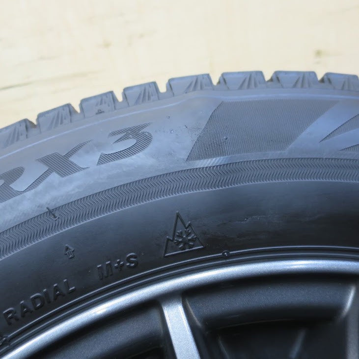 4本価格◎スタッドレス 185/65R15 ブリヂストン ブリザック VRX3 VELVA SPORT ヴェルヴァ スポーツ 15インチ PCD114.3/5H◎6081208イス