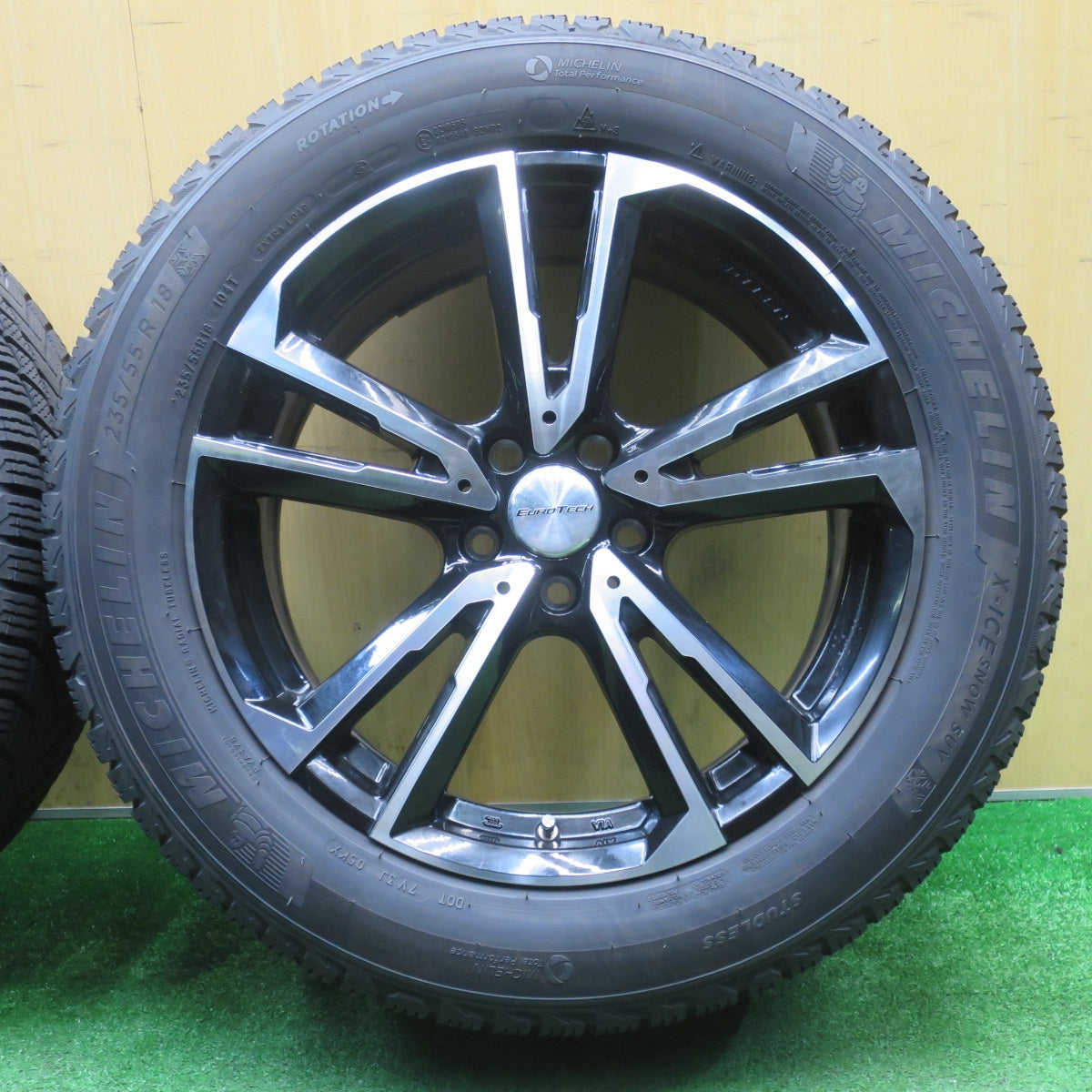 バリ溝！21年！キレイ！9分★ボルボ XC40 等 EUROTECH GAYA SOLI 235/55R18 スタッドレス ミシュラン X-ICE SNOW SUV ユーロテック ガヤ ソリ 18インチ PCD108/5H★5111203NJス