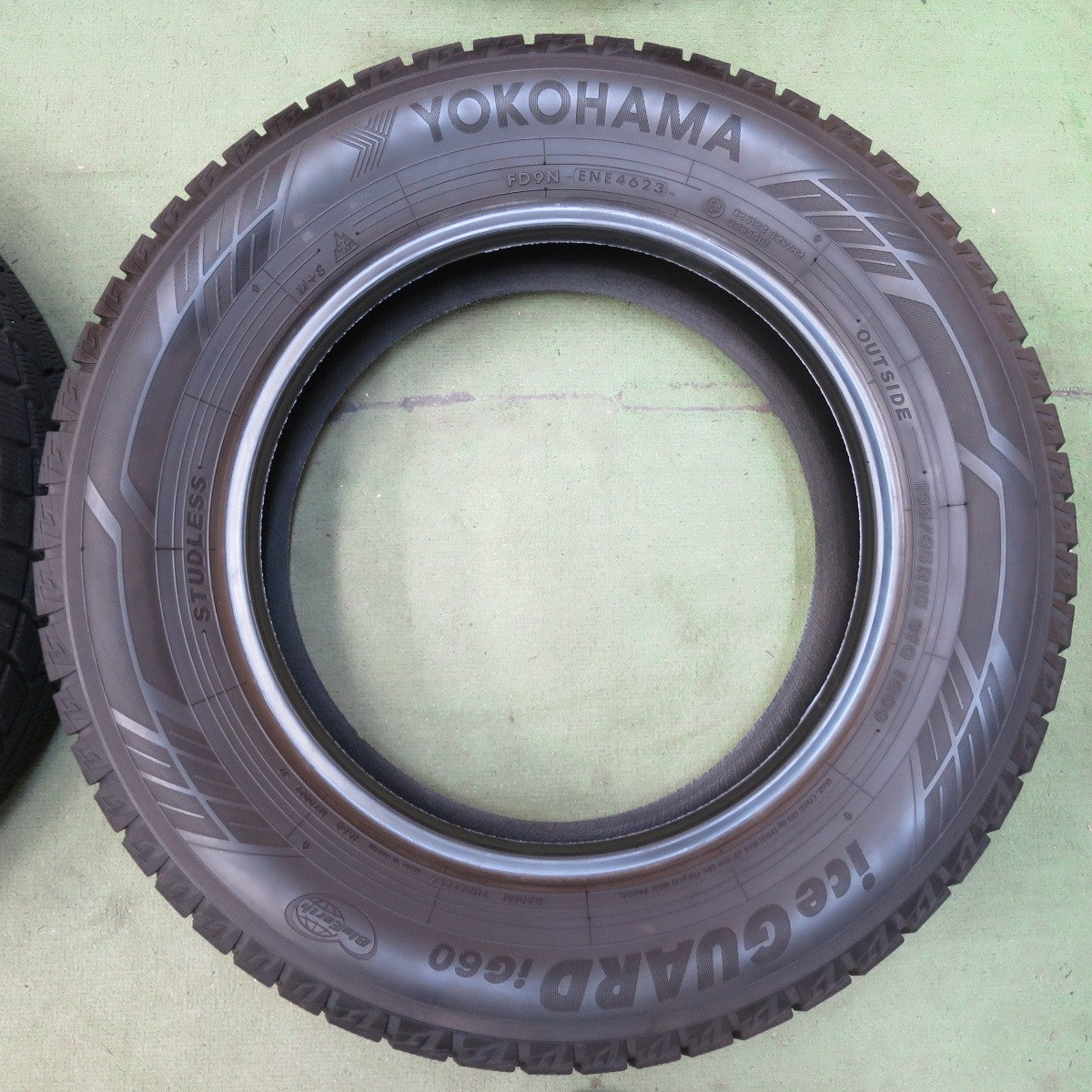 バリ溝！23年！9分★スタッドレス 195/65R15 ヨコハマ アイスガード iG60 タイヤ 15インチ プリウス ノア ヴォクシー ステップワゴン 等★6070204イスタ