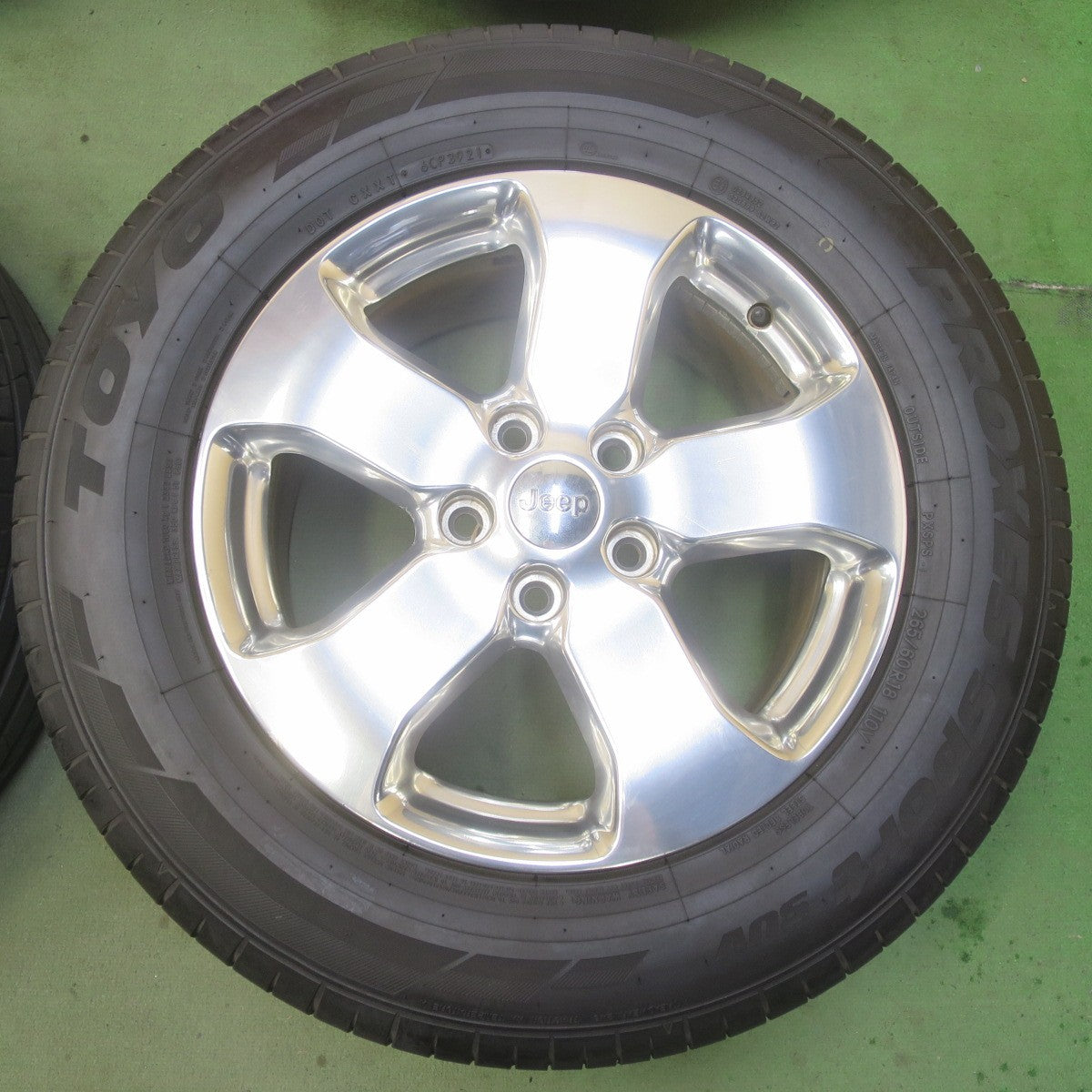 バリ溝！9.5分◎JEEP ジープ グランドチェロキー 純正 265/60R18 トーヨー プロクセス スポーツ SUV 18インチ PCD127/5H◎6071505イノ
