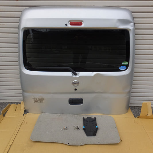 【岐阜発 直接引取限定】現状品★日産 NISSAN 純正 クリッパー NV100 S331V H30 リアハッチ リアゲート バックドア★
