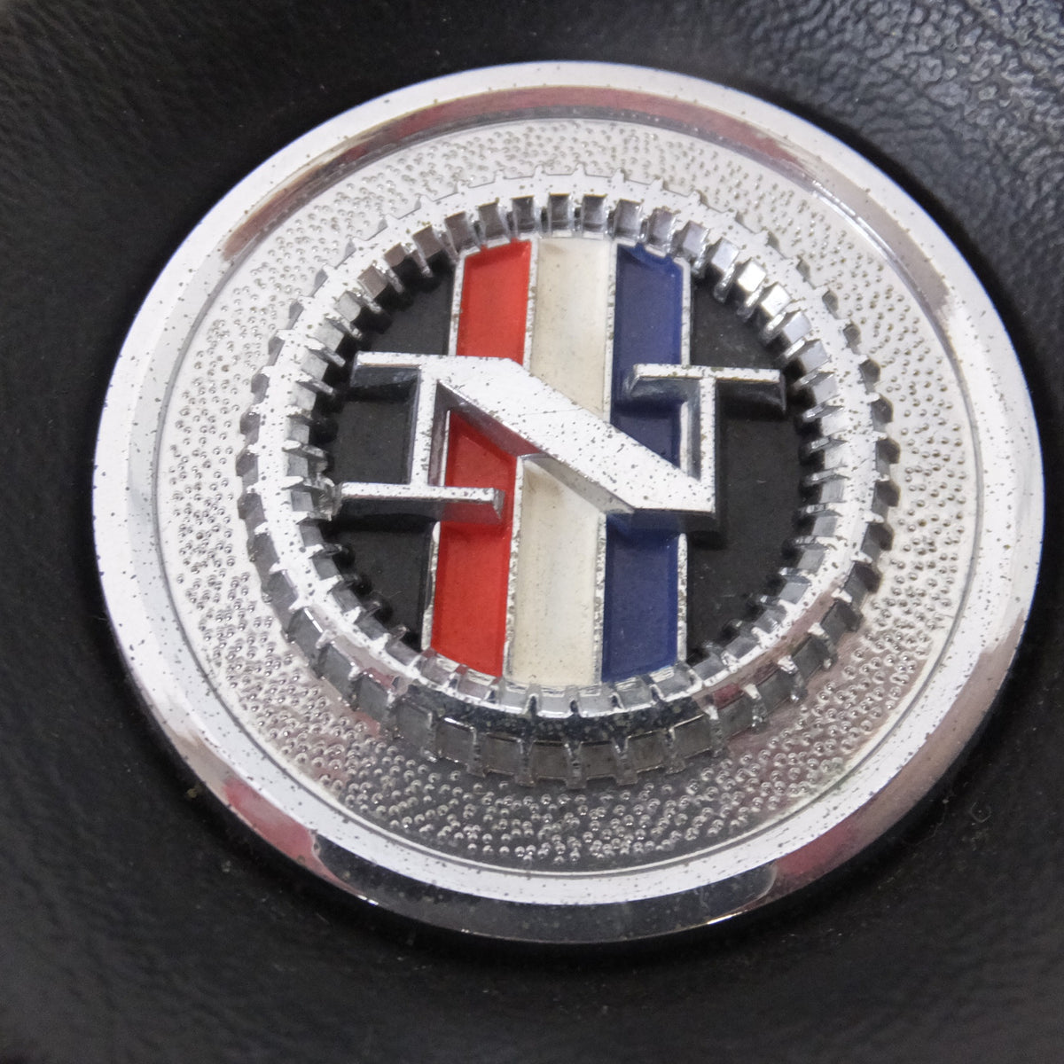 ★日産(?) NISSAN ホーンボタン 詳細不明品　旧車 当時物★