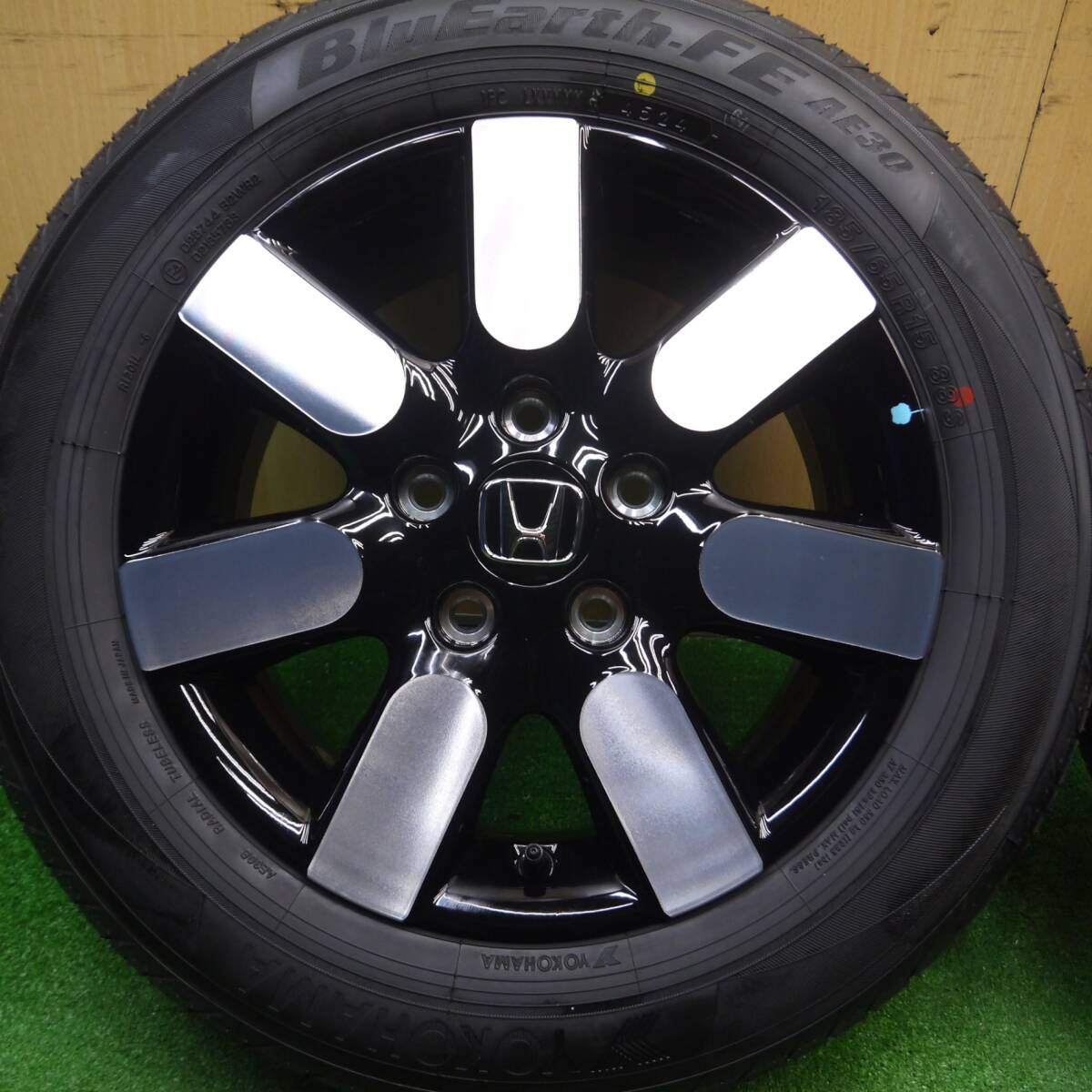 新車外し！24年★ホンダ フリード エアー AIR EX 純正 185/65R15 ヨコハマ BluEarth-FE AE30 15インチ PCD114.3/5H★4121312Hノ