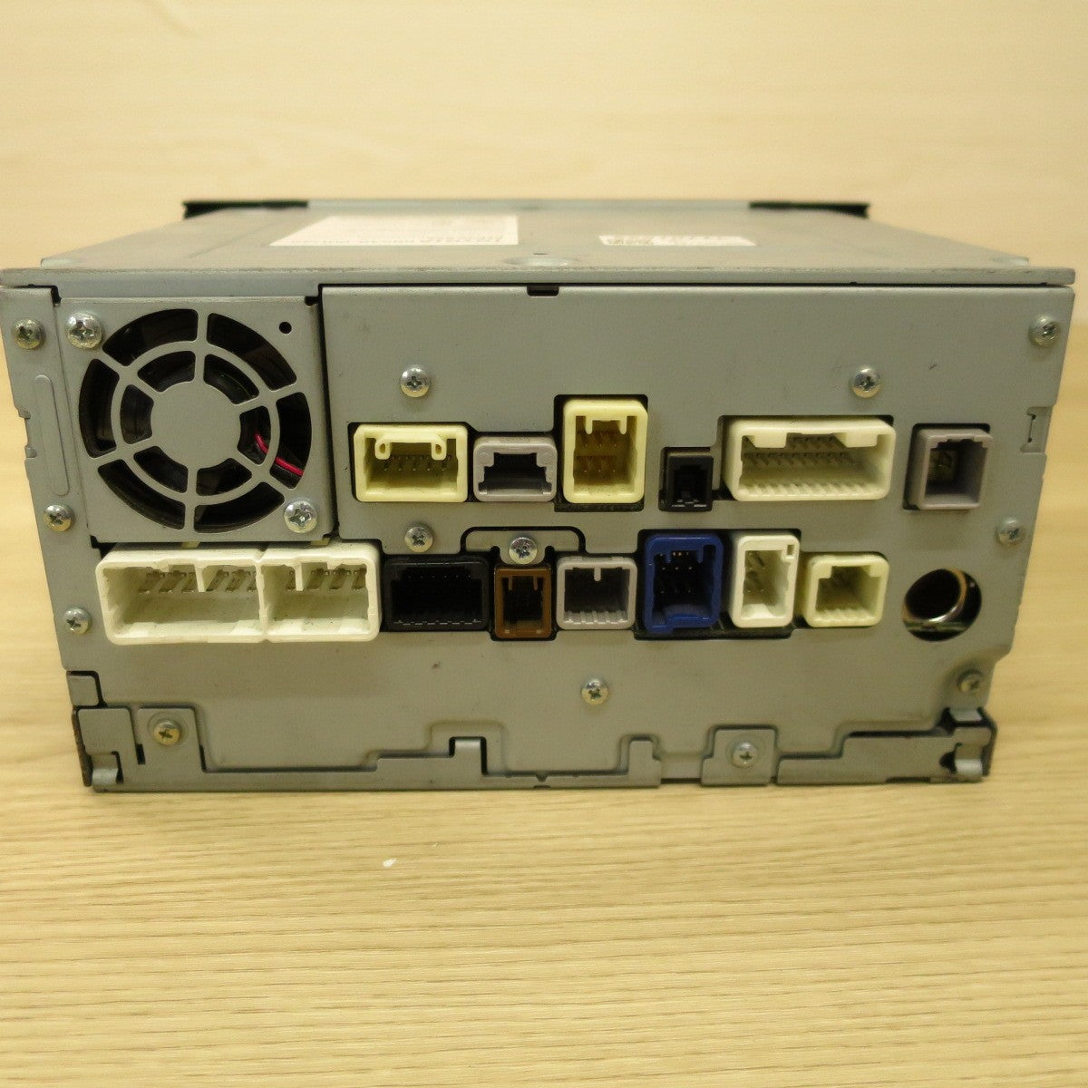 ♪トヨタ 純正 DENSO メモリーナビ カー ナビ NSDD-W61 08545-00U42 DNNS060 地図データ 2011年春版 SD CD DVD デンソー♪ [送料無料]
