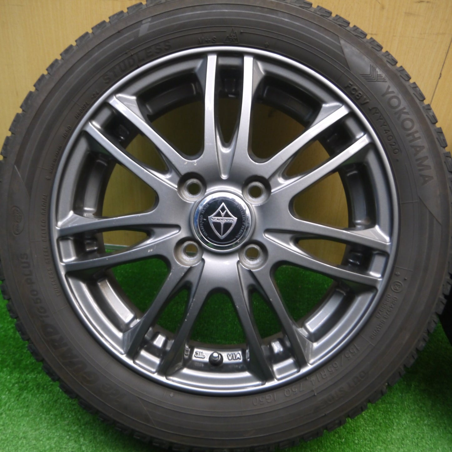 [送料無料] バリ溝！20年！9分★スタッドレス 155/65R14 ヨコハマ アイスガード iG50 プラス VELVA ヴェルヴァ 14インチ PCD100/4H★4120603Hス
