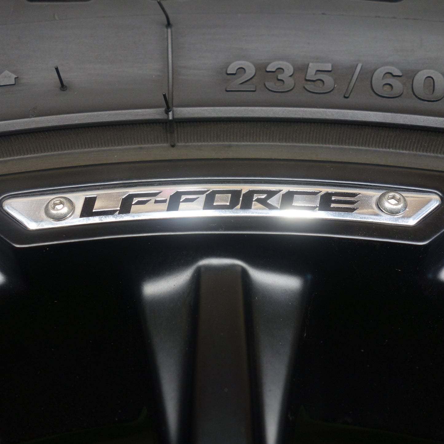 バリ溝！23年！キレイ！9.5分以上◎スタッドレス 235/60R18 グリップマックス GRIP ICE X SUV LEHRMEISTER LF-FORCE レアマイスター LFフォース 18インチ PCD114.3/5H◎6060301KTス