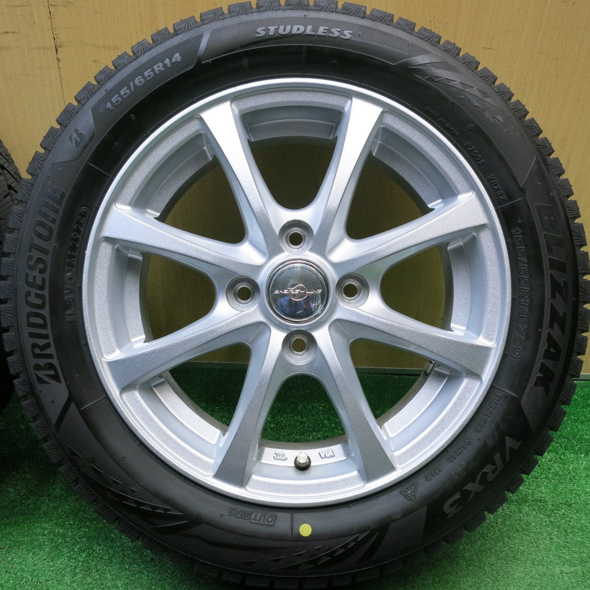 バリ溝！24年！キレイ！9.5分★スタッドレス 155/65R14 ブリヂストン ブリザック VRX3 ENERGY LINE エナジーライン 14インチ PCD100/4H★5113010HAス