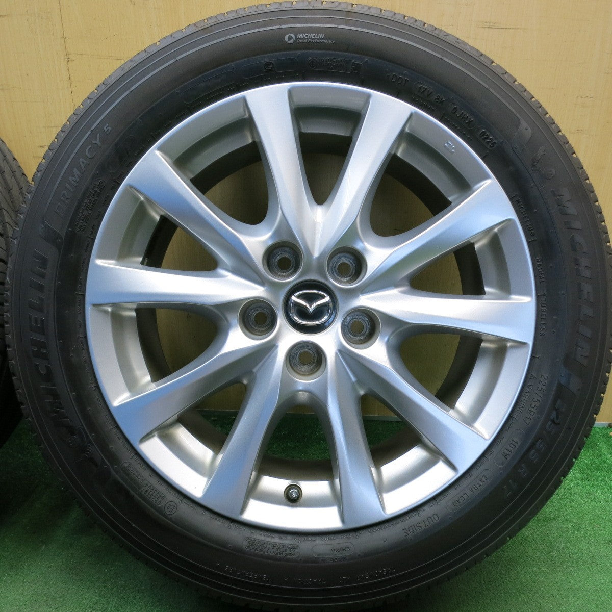 バリ溝！25年！キレイ！9.5分◎マツダ アテンザ 純正 225/55R17 ミシュラン プライマシー5 17インチ PCD114.3/5H◎6061412HAノ